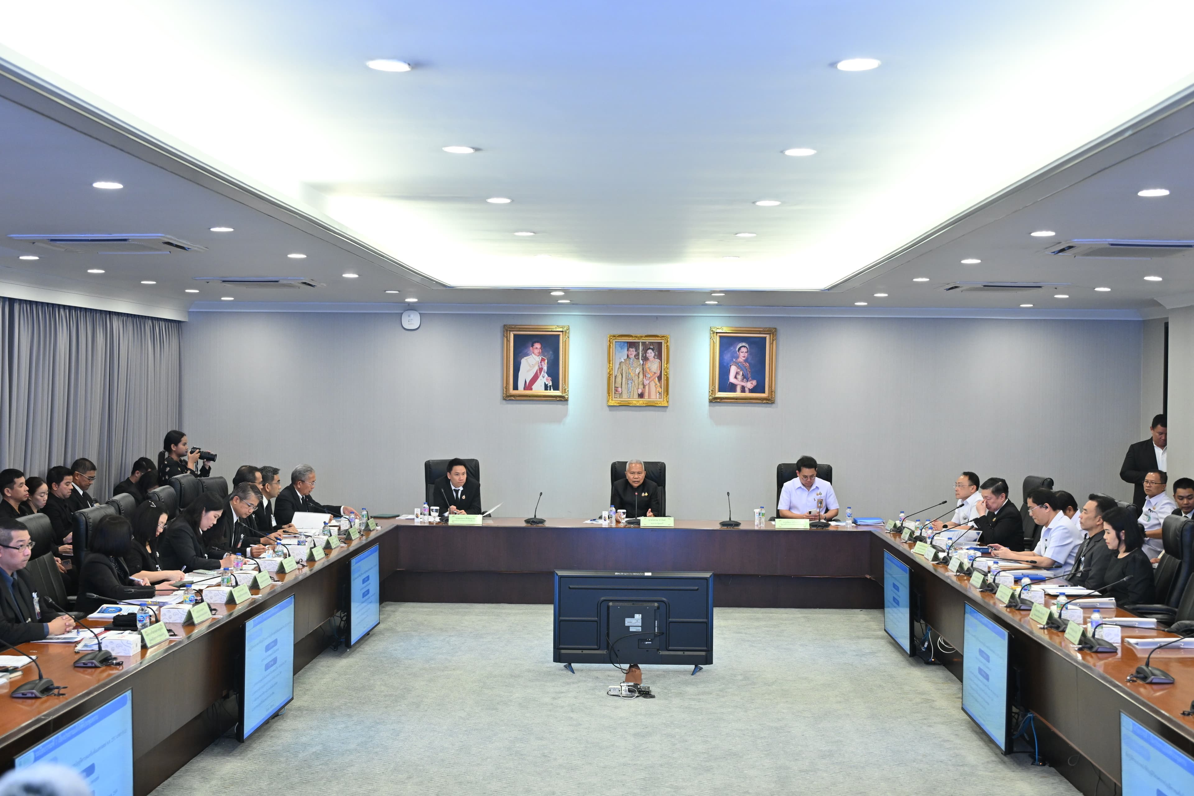 รมว.ท่องเที่ยวฯ ร่วมประชุม คกก.นโยบายเครื่องดื่มแอลกอฮอล์แห่งชาติ ครั้งที่ 2/2568 เดินหน้ามาตรการควบคุม–คุ้มครองสังคมควบคู่กระตุ้นท่องเที่ยว