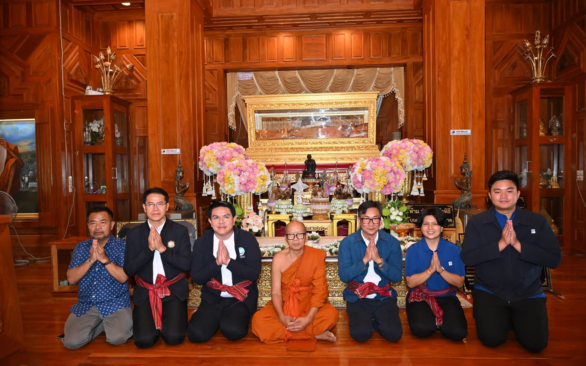 “รมว.สุรศักดิ์” ลุยภูสิงห์ จ.ศรีสะเกษ ฟื้นเศรษฐกิจชายแดน ดันท่องเที่ยวศรัทธา–Sport Tourism ชู “หลวงปู่สรวง” พร้อมเร่งมาตรการ “ไทยเที่ยวไทย พลัส”