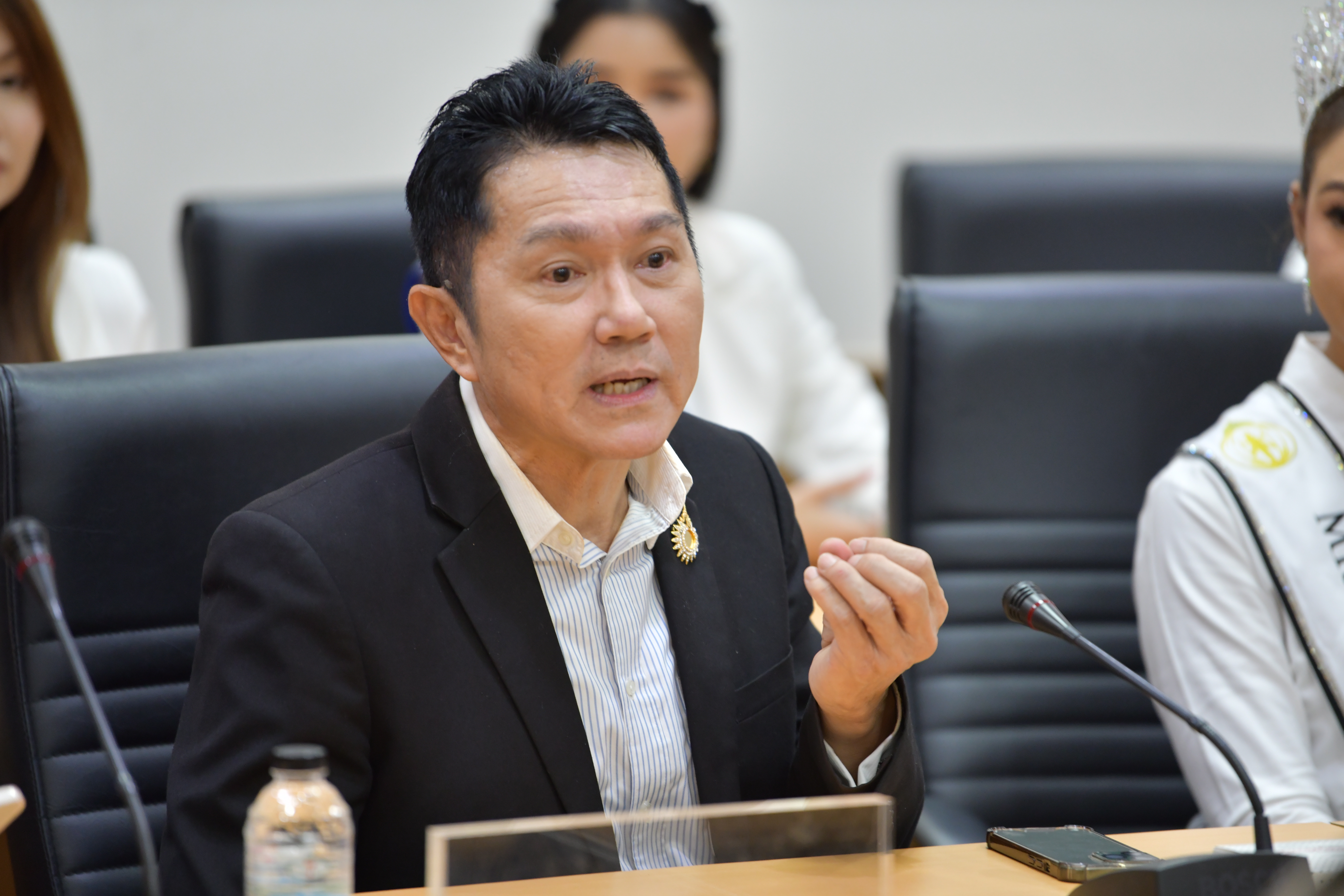 ปลัดท่องเที่ยวและกีฬารับฟังบทบาท กิจกรรม และความสามารถของทูตการท่องเที่ยวและทูตการกีฬา