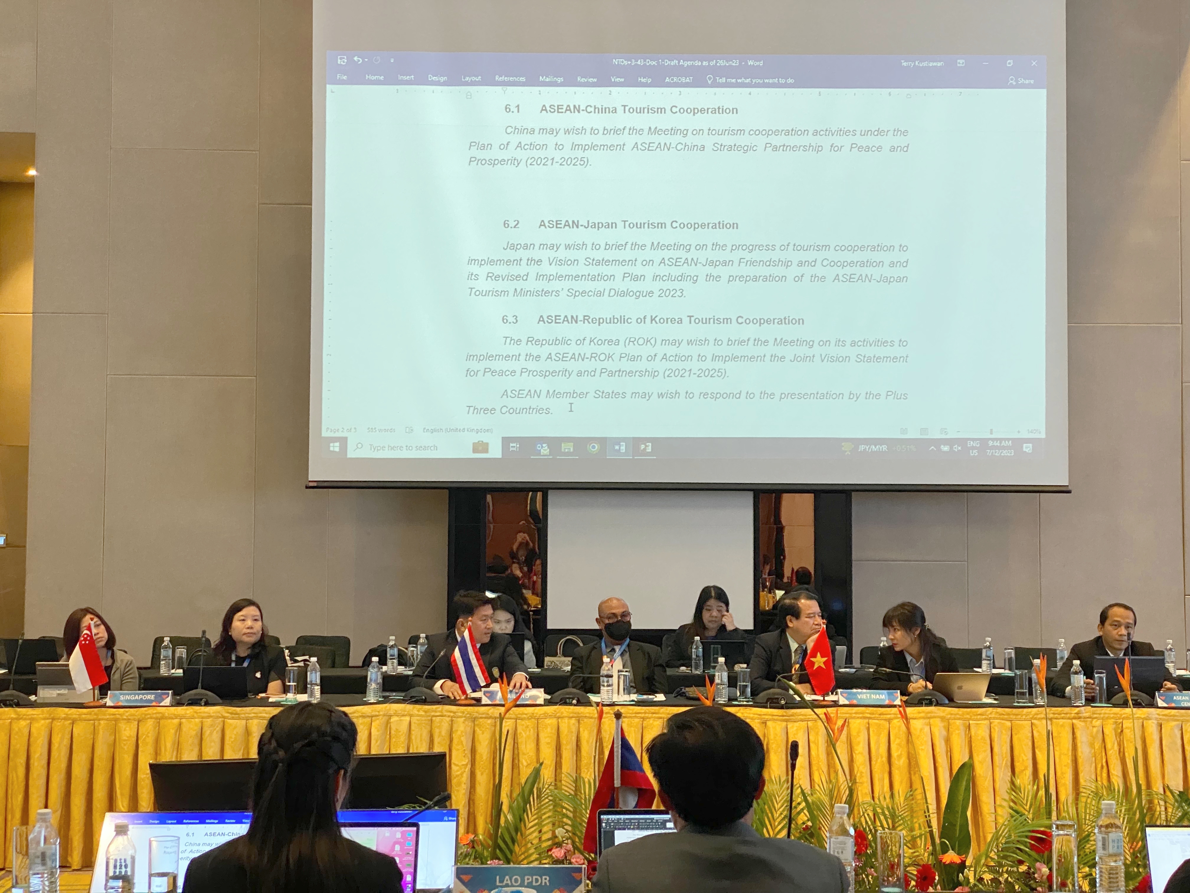 ผู้ช่วยปลัดกระทรวงการท่องเที่ยวและกีฬาเข้าร่วมการประชุมเจ้าหน้าที่อาวุโสด้านการท่องเที่ยวอาเซียนบวกสาม