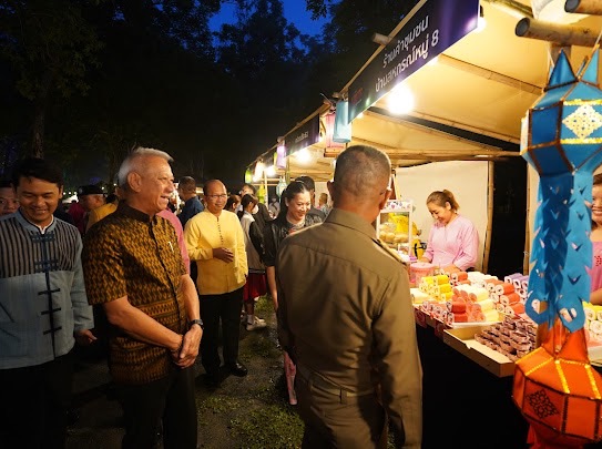 รัฐมนตรีฯ พิพัฒน์ เข้าร่วมงาน 