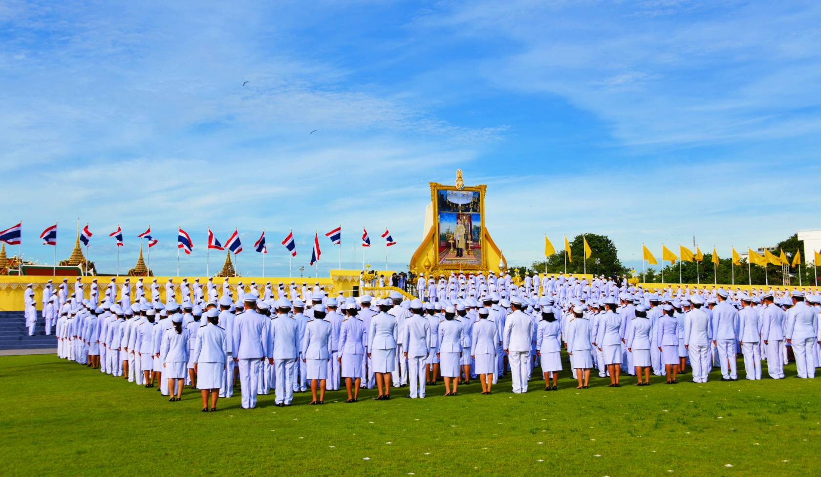 พิธีทำบุญตักบาตรถวายพระราชกุศลและร่วมพิธีถวายสัตย์ปฏิญาณเพื่อเป็นข้าราชการที่ดีและพลังของแผ่นดิน เนื่องในโอกาสวันเฉลิมพระชนมพรรษาพระบาทสมเด็จพระเจ้าอยู่หัว 28 กรกฎาคม 2566