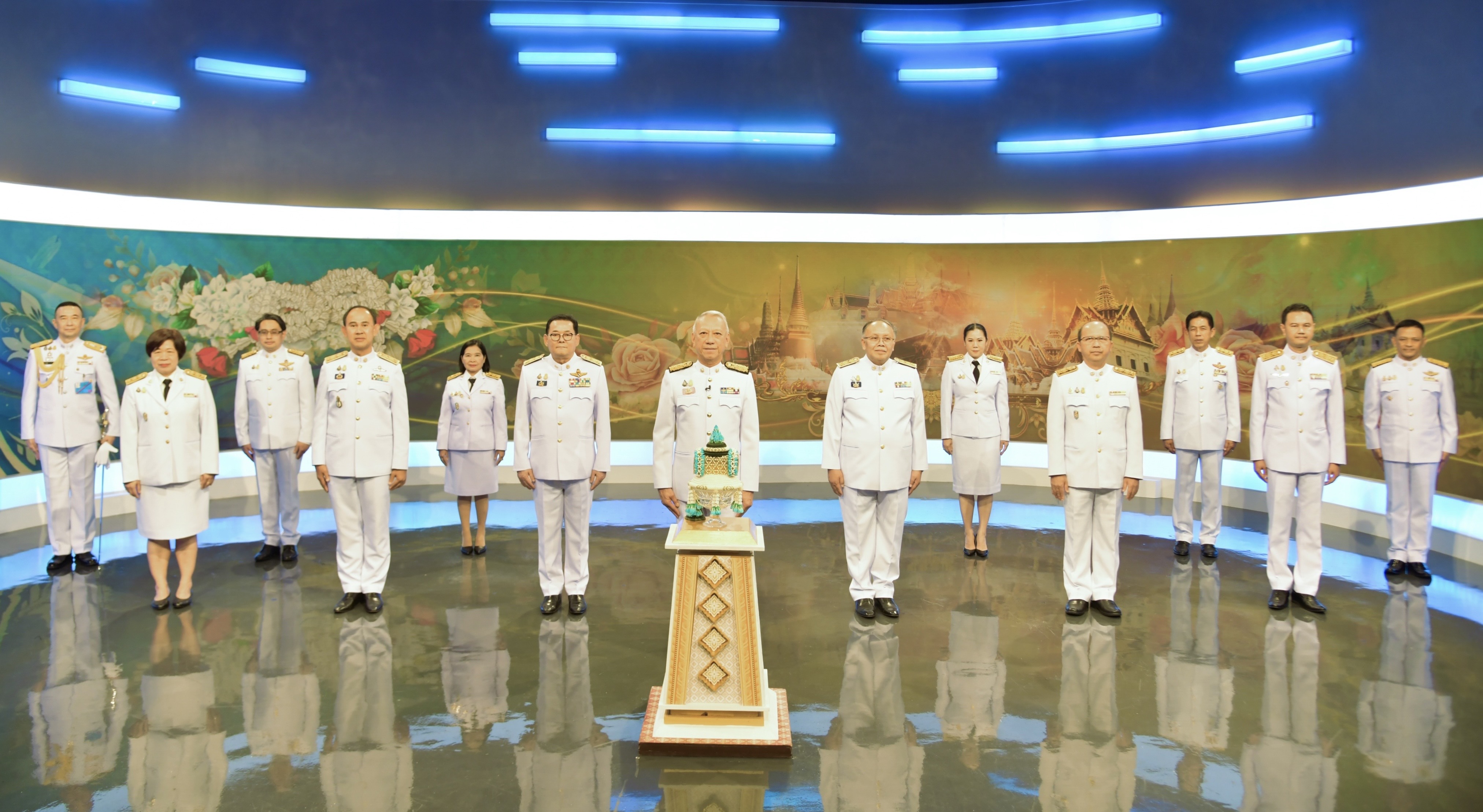 รมต พิพัฒน์ ร่วมบันทึกเทปโทรทัศน์ กล่าวอาศิรวาทถวายพระพรเนื่องในโอกาสวันเฉลิมพระชนมพรรษาสมเด็จพระนางเจ้าสิริกิติ์ พระบรมราชินีนาถ พระบรมราชชนนีพันปีหลวง 12 สิงหาคม 2566