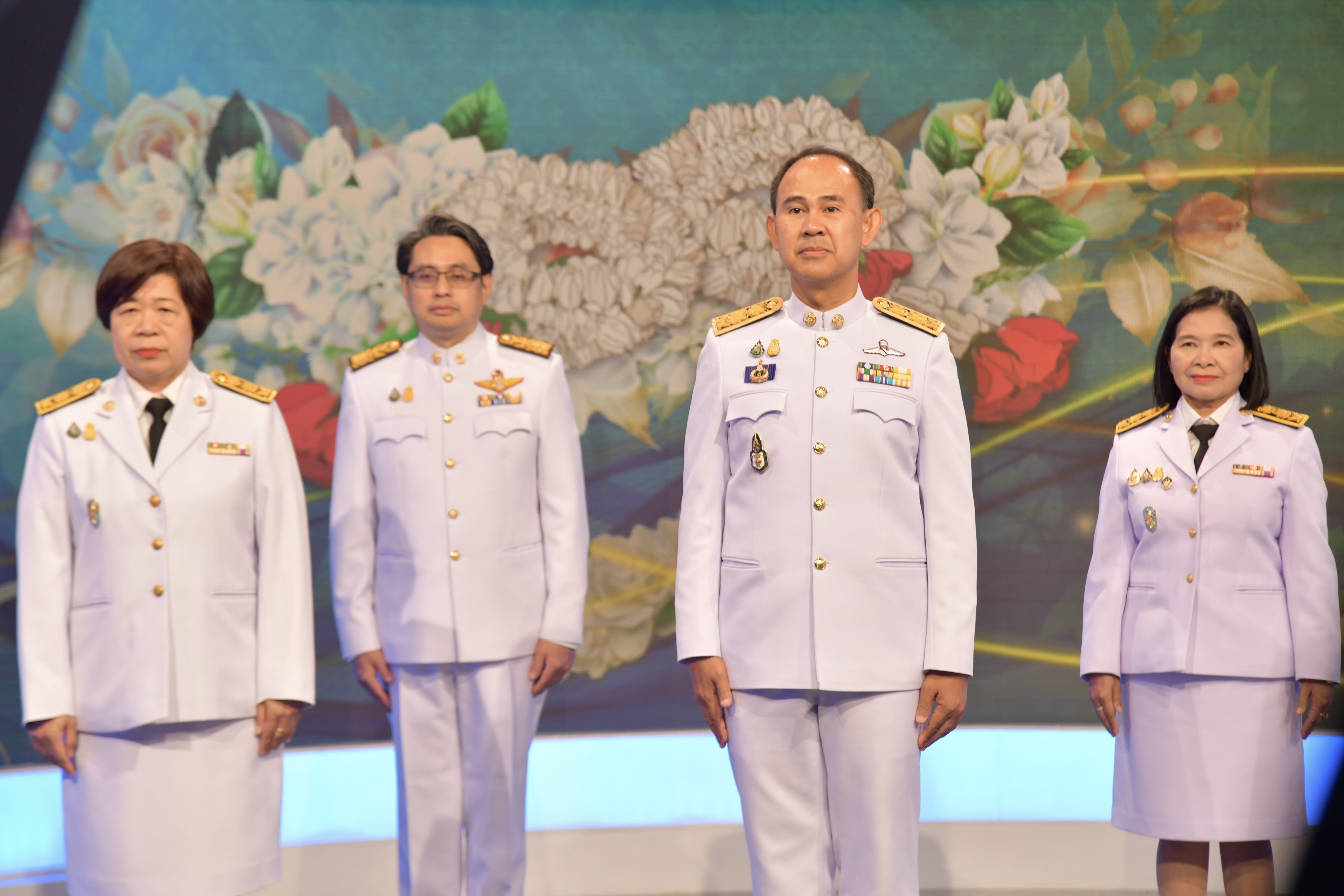 รมต พิพัฒน์ ร่วมบันทึกเทปโทรทัศน์ กล่าวอาศิรวาทถวายพระพรเนื่องในโอกาสวันเฉลิมพระชนมพรรษาสมเด็จพระนางเจ้าสิริกิติ์ พระบรมราชินีนาถ พระบรมราชชนนีพันปีหลวง 12 สิงหาคม 2566