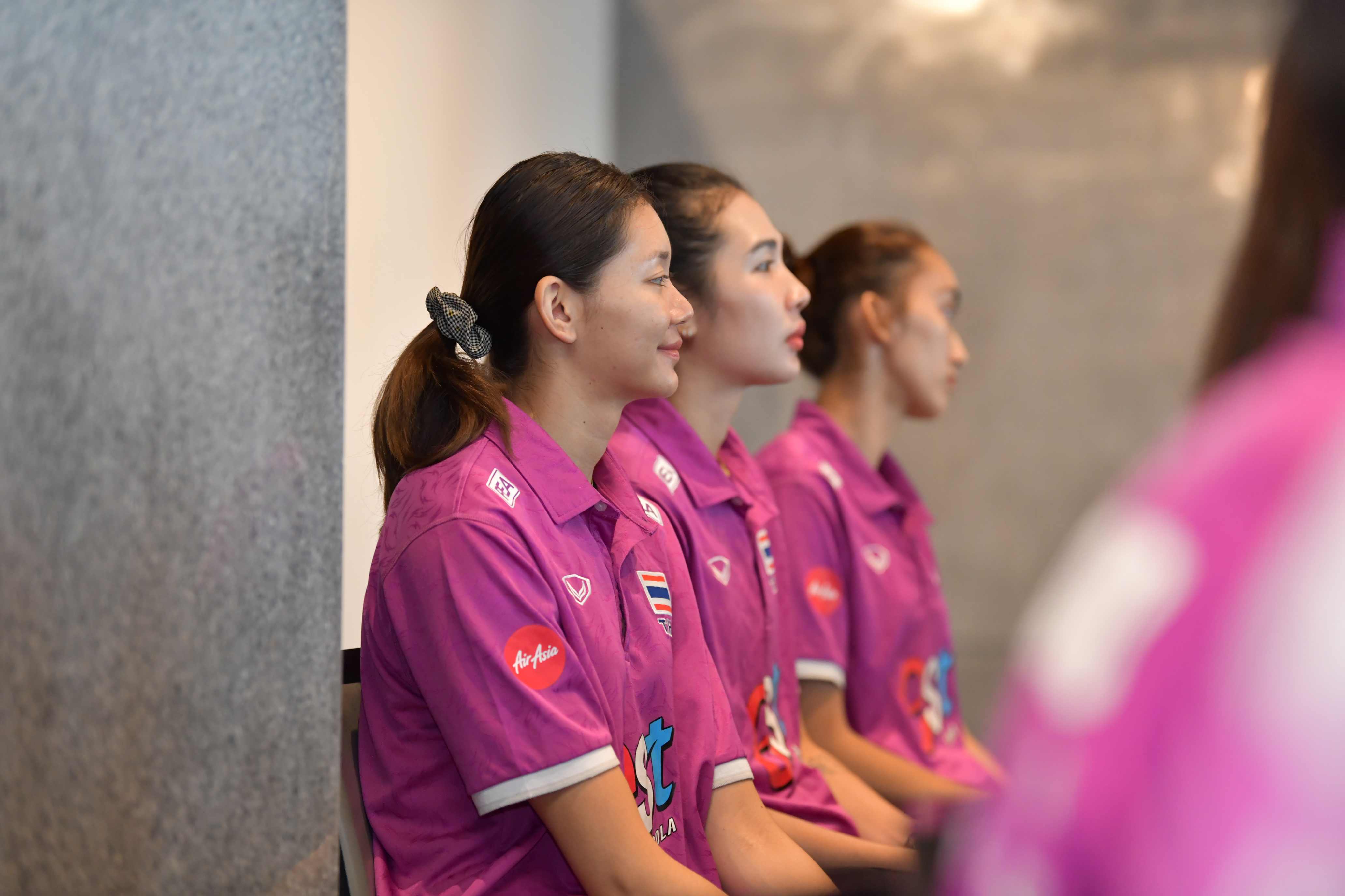 นายกรัฐมนตรีให้กำลังใจนักกีฬาวอลเลย์บอลหญิงทีมชาติไทย หวังให้ผ่านรอบคัดเลือก เข้าแข่งขันกีฬาโอลิมปิก 2024 โดยรัฐบาลพร้อมสนับสนุนเต็มที่