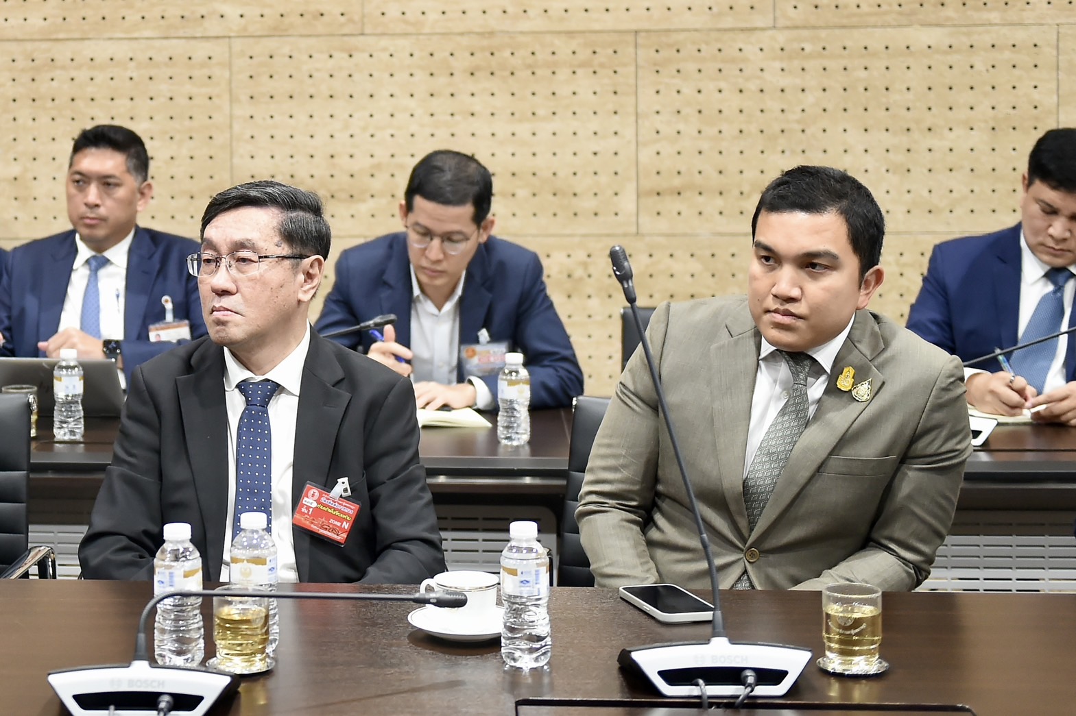 นายกรัฐมนตรีเป็นประธานการประชุมร่วมกับรัฐมนตรีว่าการกระทรวงการท่องเที่ยวและกีฬา เตรียมการรองรับนักท่องเที่ยว