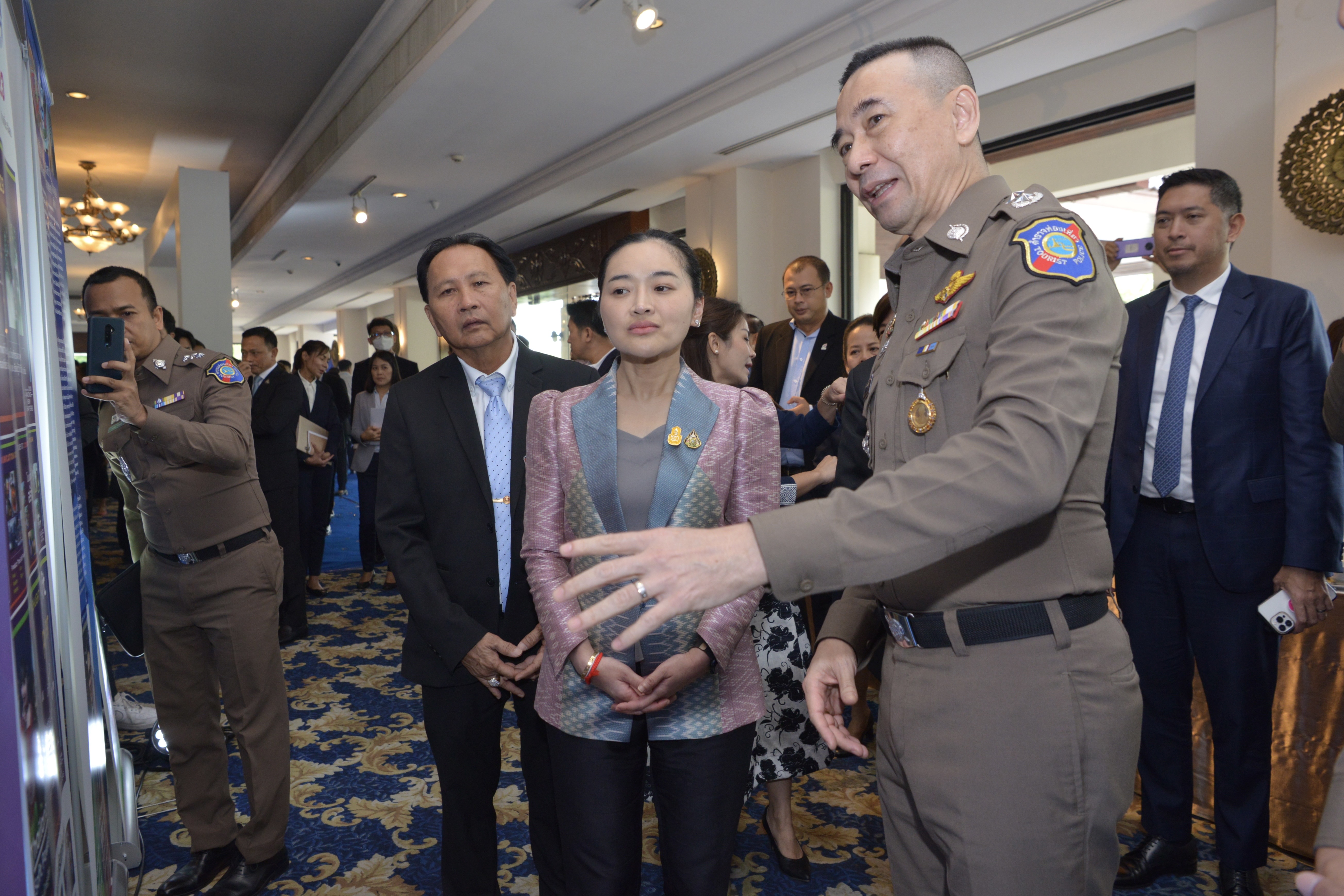 รมว.สุดาวรรณ มอบนโยบายกระทรวงการท่องเที่ยวและกีฬา