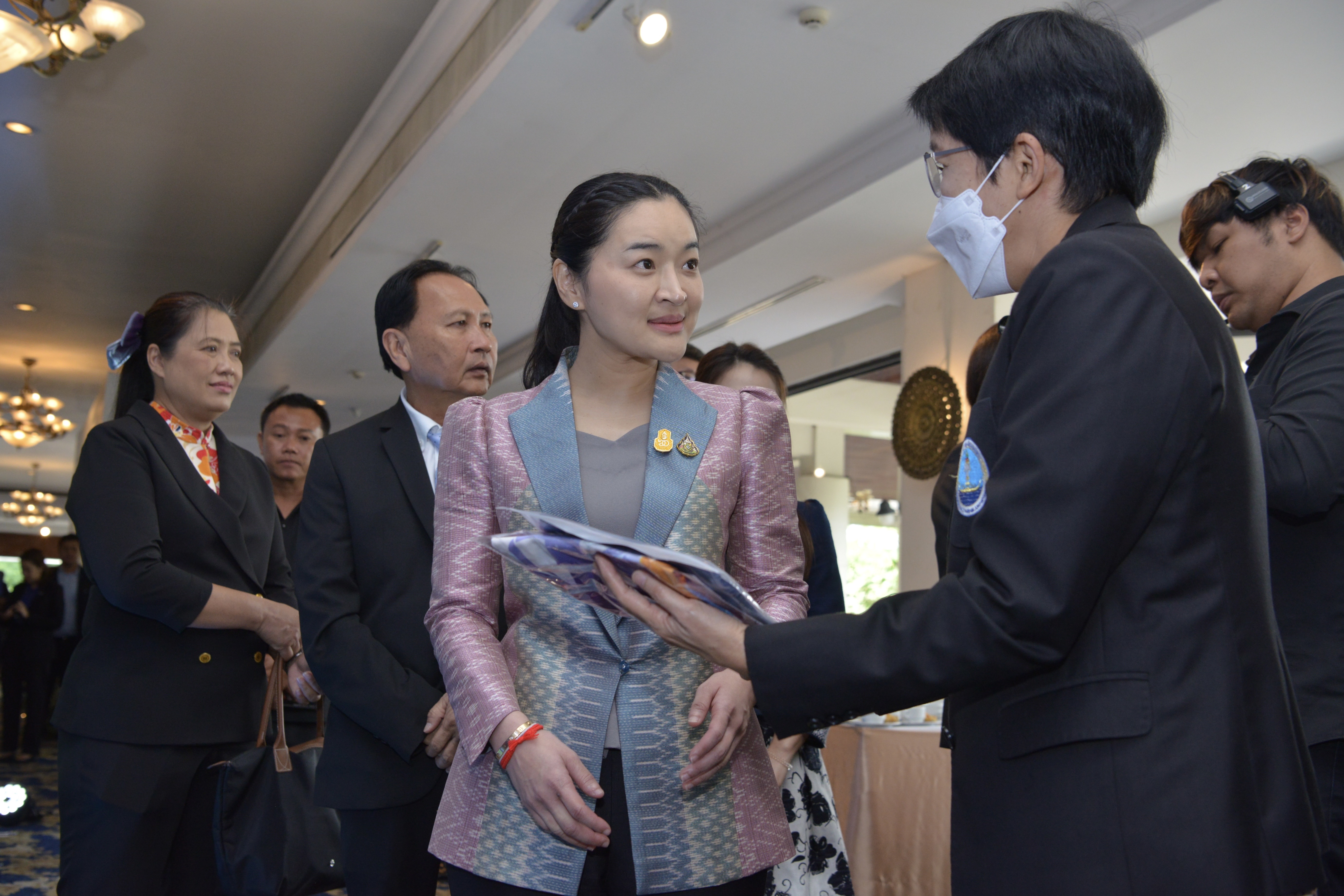 รมว.สุดาวรรณ มอบนโยบายกระทรวงการท่องเที่ยวและกีฬา