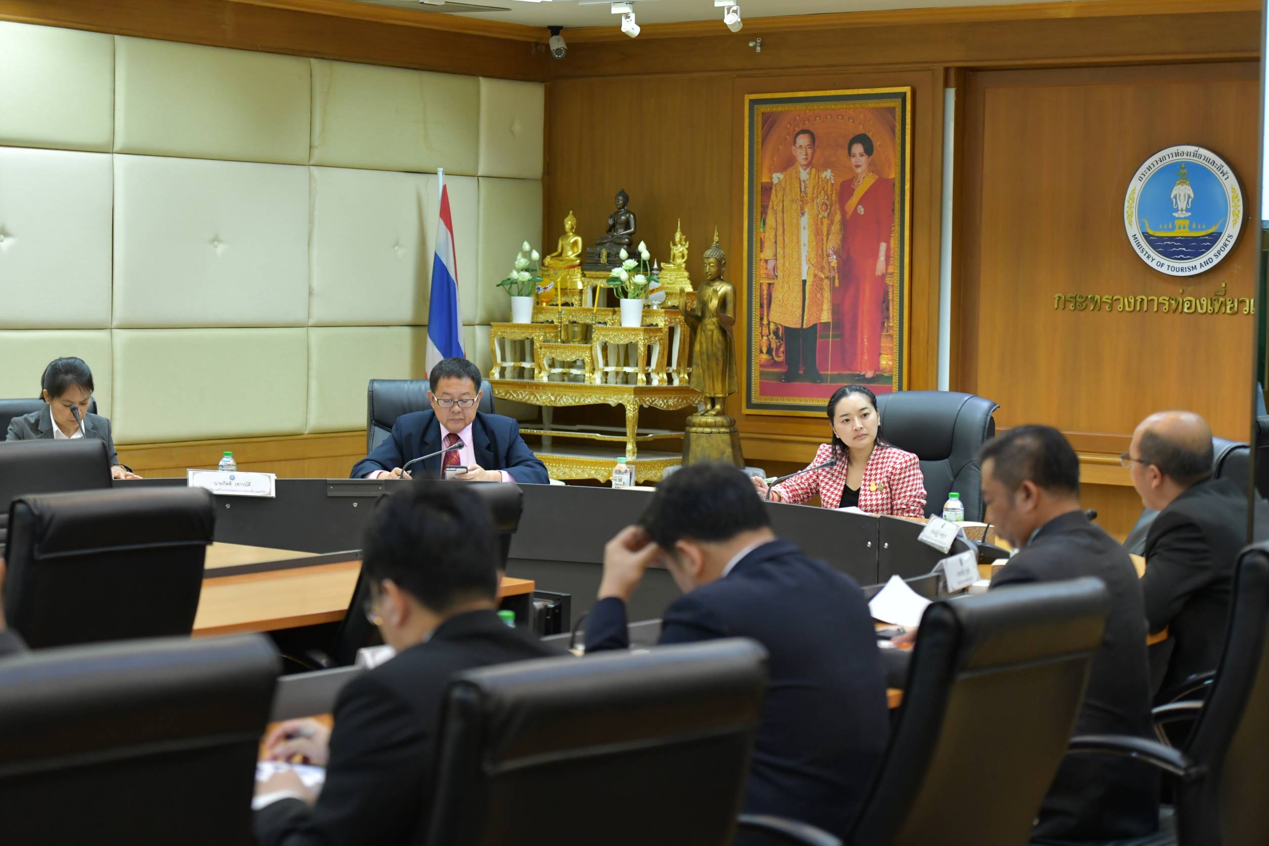 นางสาวสุดาวรรณ หวังศุภกิจโกศล รัฐมนตรีว่าการกระทรวงการท่องเที่ยวและกีฬา เป็นประธานการประชุมนำเสนอภารกิจ แผนงาน และโครงการของหน่วยงานในสังกัดกระทรวงการท่องเที่ยวและกีฬา