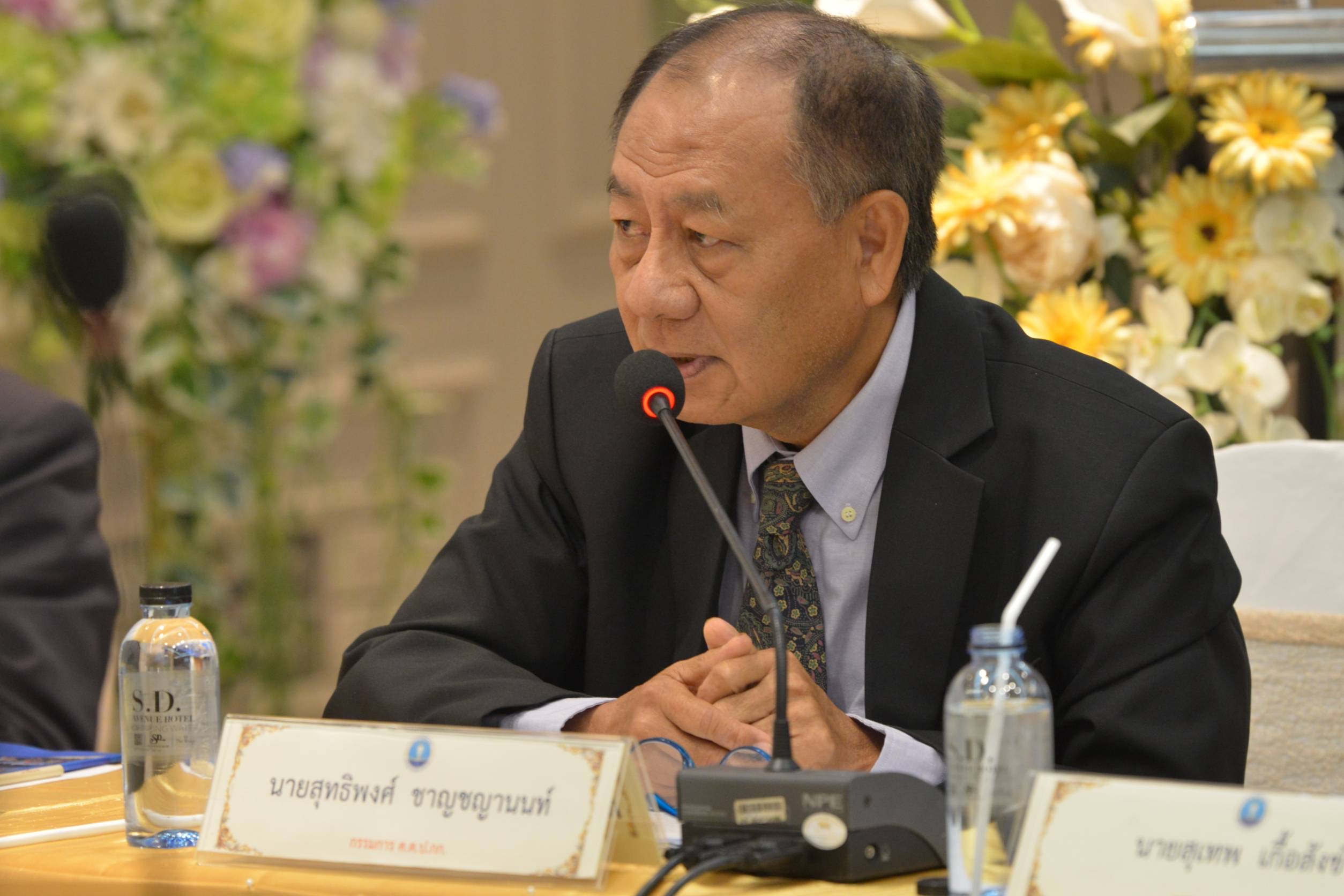 การประชุมคณะกรรมการตรวจสอบและประเมินผลประจำกระทรวงการท่องเที่ยวและกีฬา (ค.ต.ป.กก.) ร่วมกับผู้บริหารของกระทรวงการท่องเที่ยวและกีฬา