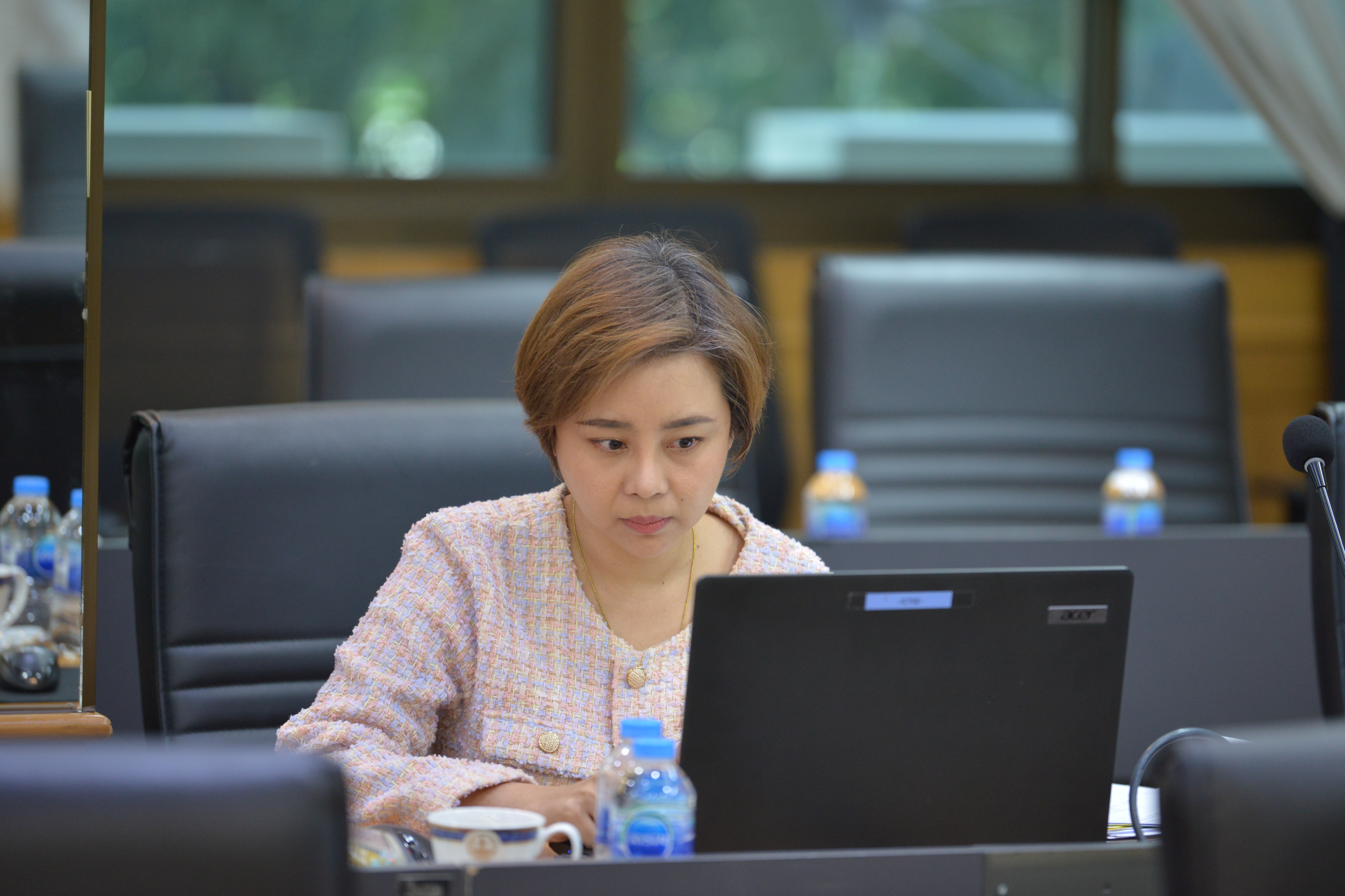 รองปลัดกระทรวงการท่องเที่ยวและกีฬา เป็นประธานการประชุมหารือการจัดงานพิธีถวายผ้าพระกฐินพระราชทาน ประจำปี 2566 ณ ศาลาโรงธรรม วัดท่าโพธิ์ วรวิหาร (พระอารามหลวง) ตำบลท่าวัง อำเภอเมืองนครศรีธรรมราช จังหวัดนครศรีธรรมราช 