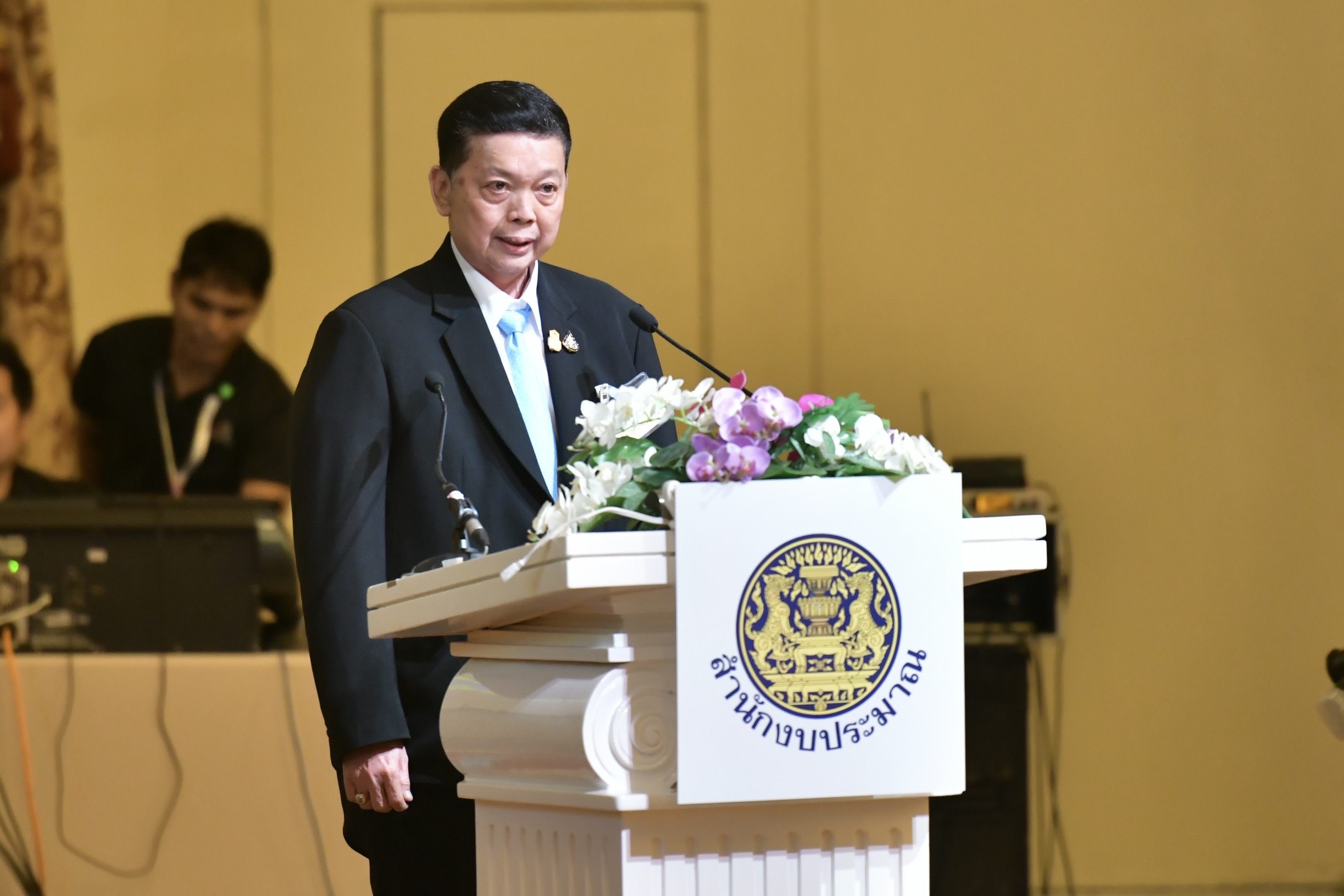 รัฐมนตรีว่าการกระทรวงการท่องเที่ยวและกีฬา พร้อมด้วยปลัดกระทรวงการท่องเที่ยวและกีฬา ร่วมพิธีเปิดการประชุมสัมมนาการมอบนโยบายและแนวทางการจัดทำงบประมาณรายจ่ายประจำปีงบประมาณ พ.ศ. 2567