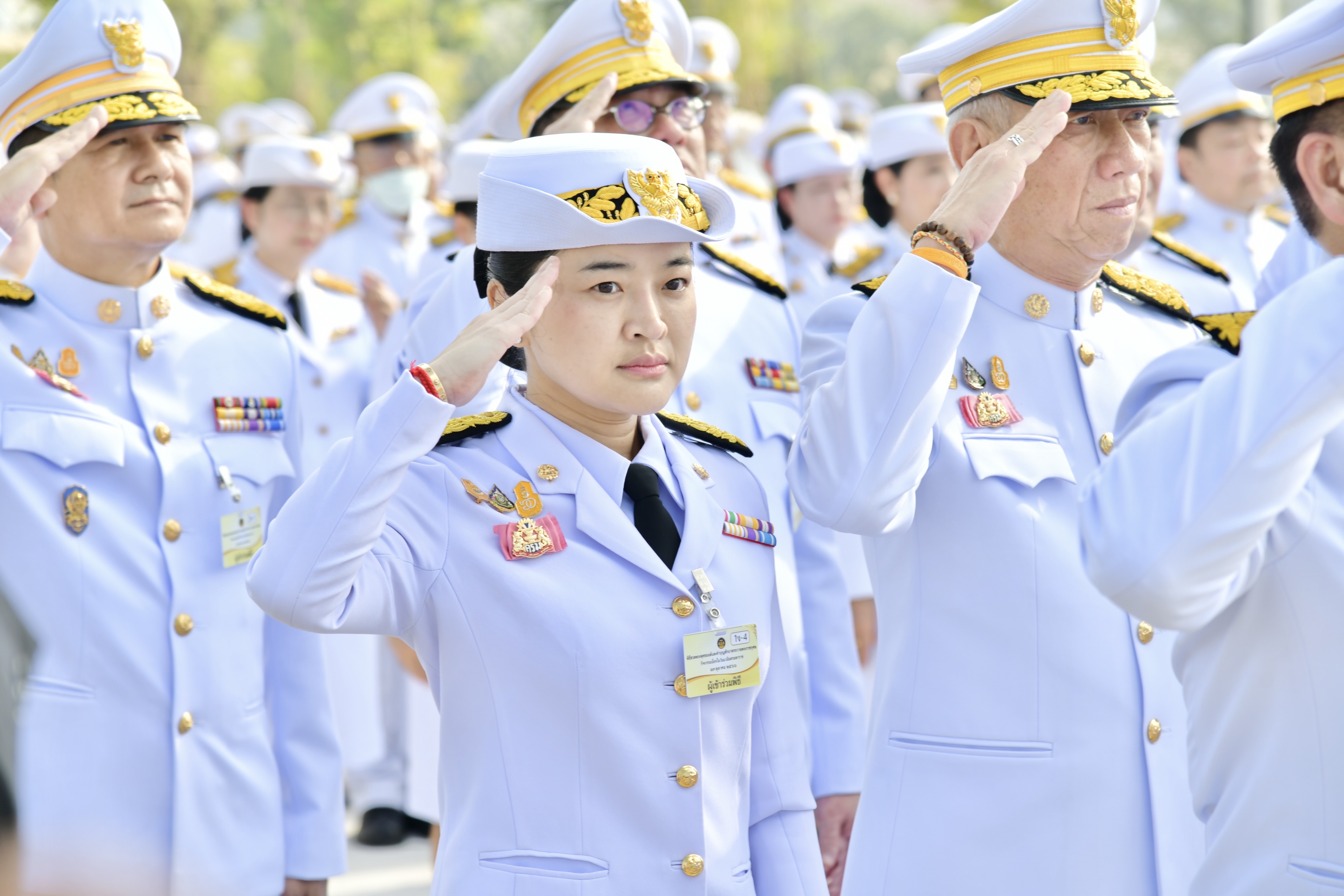 พิธีสวดพระพุทธมนต์ทำบุญตักบาตรถวายพระราชกุศล และวางพวงมาลาเนื่องใน 