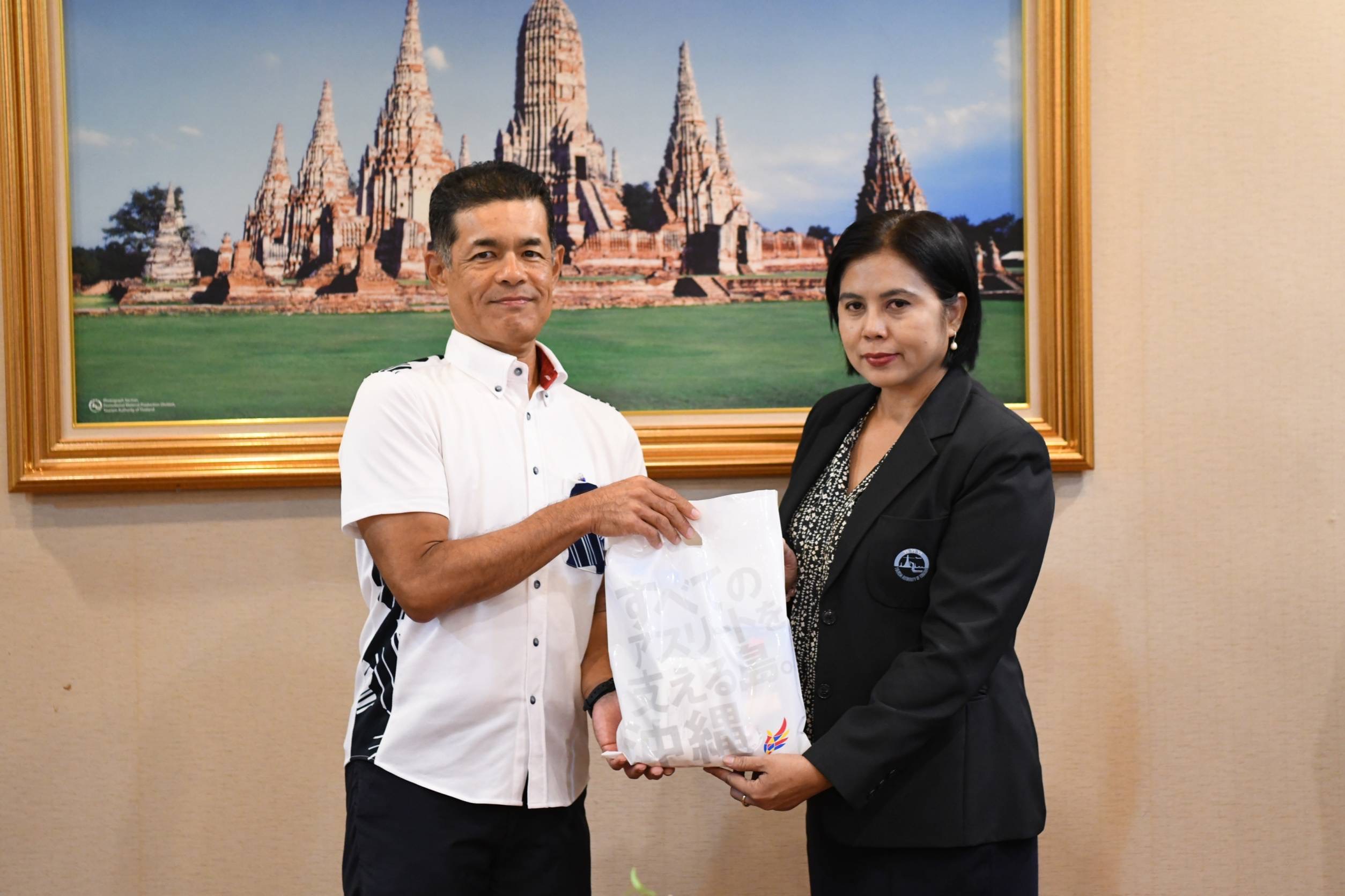 ผู้ช่วยปลัดกระทรวงการท่องเที่ยวและกีฬา ร่วมหารือกับผู้อำนวยการกองส่งเสริมวัฒนธรรม การท่องเที่ยว และกีฬา จังหวัดโอกินาวา