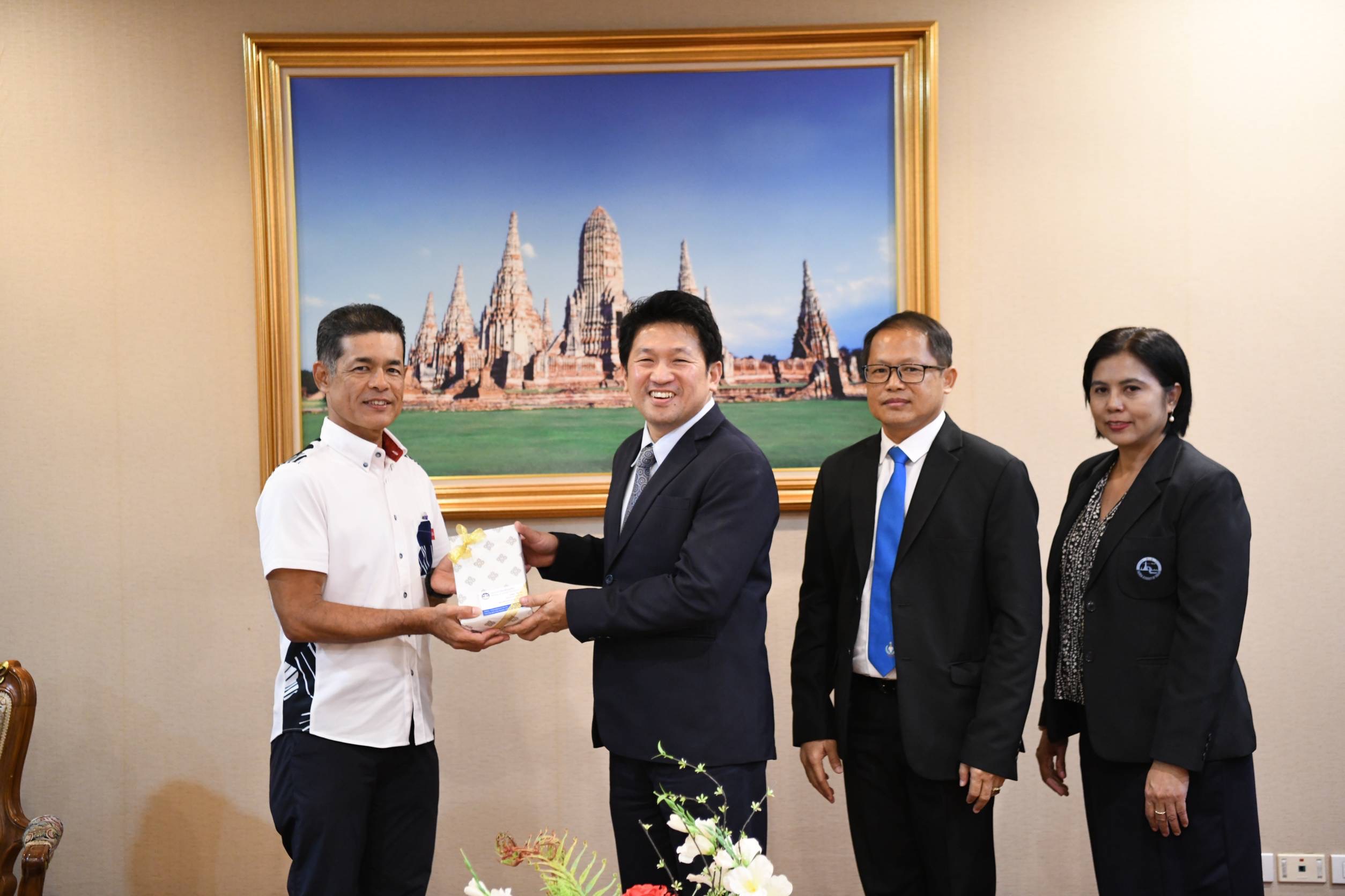 ผู้ช่วยปลัดกระทรวงการท่องเที่ยวและกีฬา ร่วมหารือกับผู้อำนวยการกองส่งเสริมวัฒนธรรม การท่องเที่ยว และกีฬา จังหวัดโอกินาวา