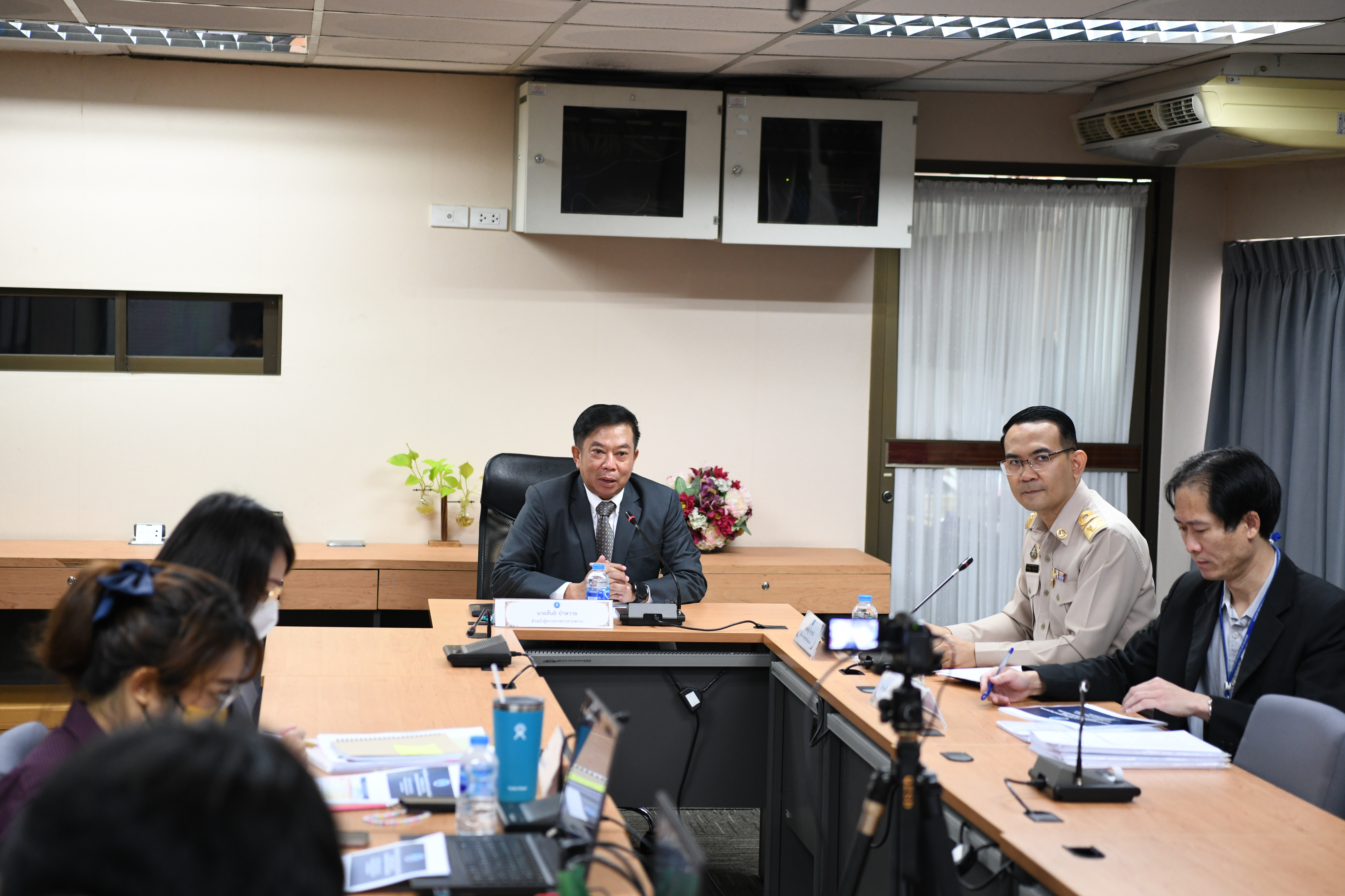หัวหน้าผู้ตรวจราชการ กก. เป็นประธานการประชุมชี้แจงแนวทางการจัดทำงบประมาณรายจ่ายบูรณาการ ประจำปีงบประมาณ พ.ศ. 2568