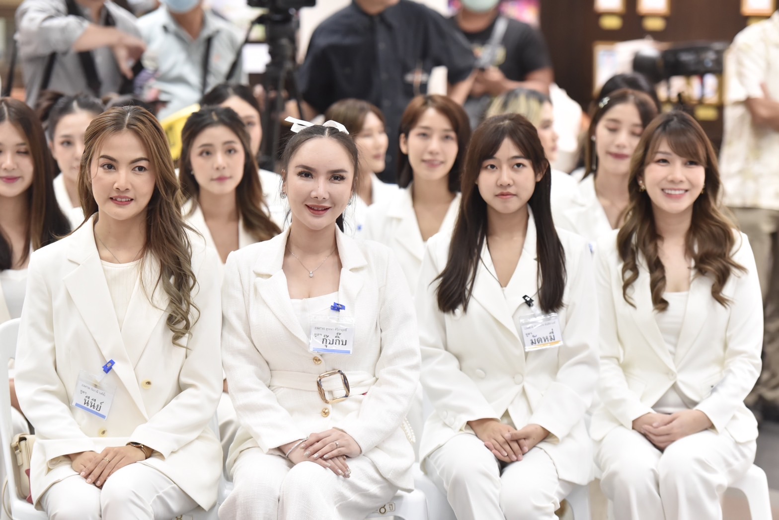 พิธีแต่งตั้งและรับมอบสายสะพายอันทรงเกียรติของทูตการท่องเที่ยวและทูตการกีฬา 