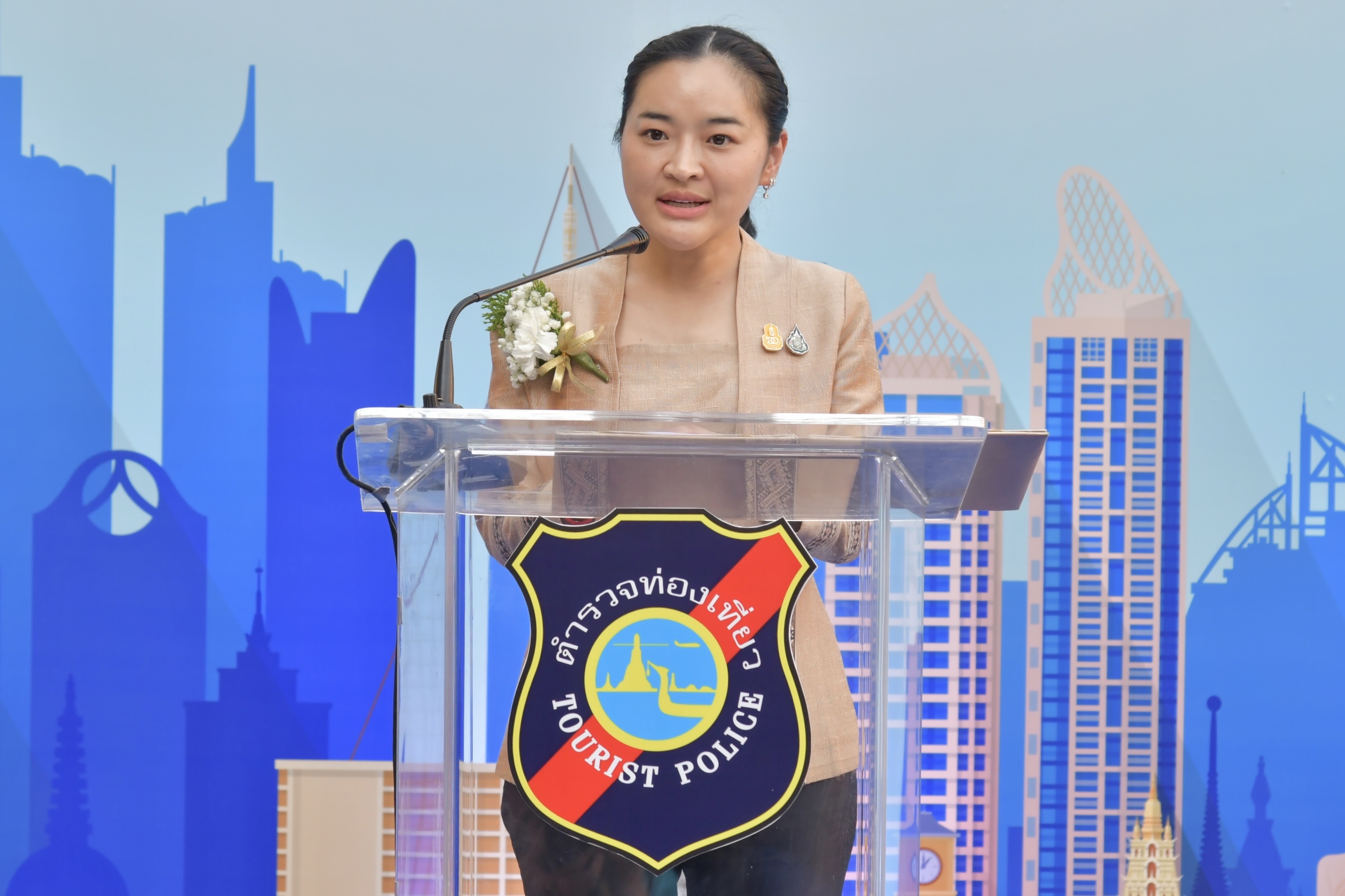 พิธีปล่อยแถวสร้างความเชื่อมั่นด้านความปลอดภัยของการท่องเที่ยวมิติใหม่ เทศกาลส่งท้ายปีเก่าต้อนรับปีใหม่ 2567 (HAPPY NEW YEAR 2024)