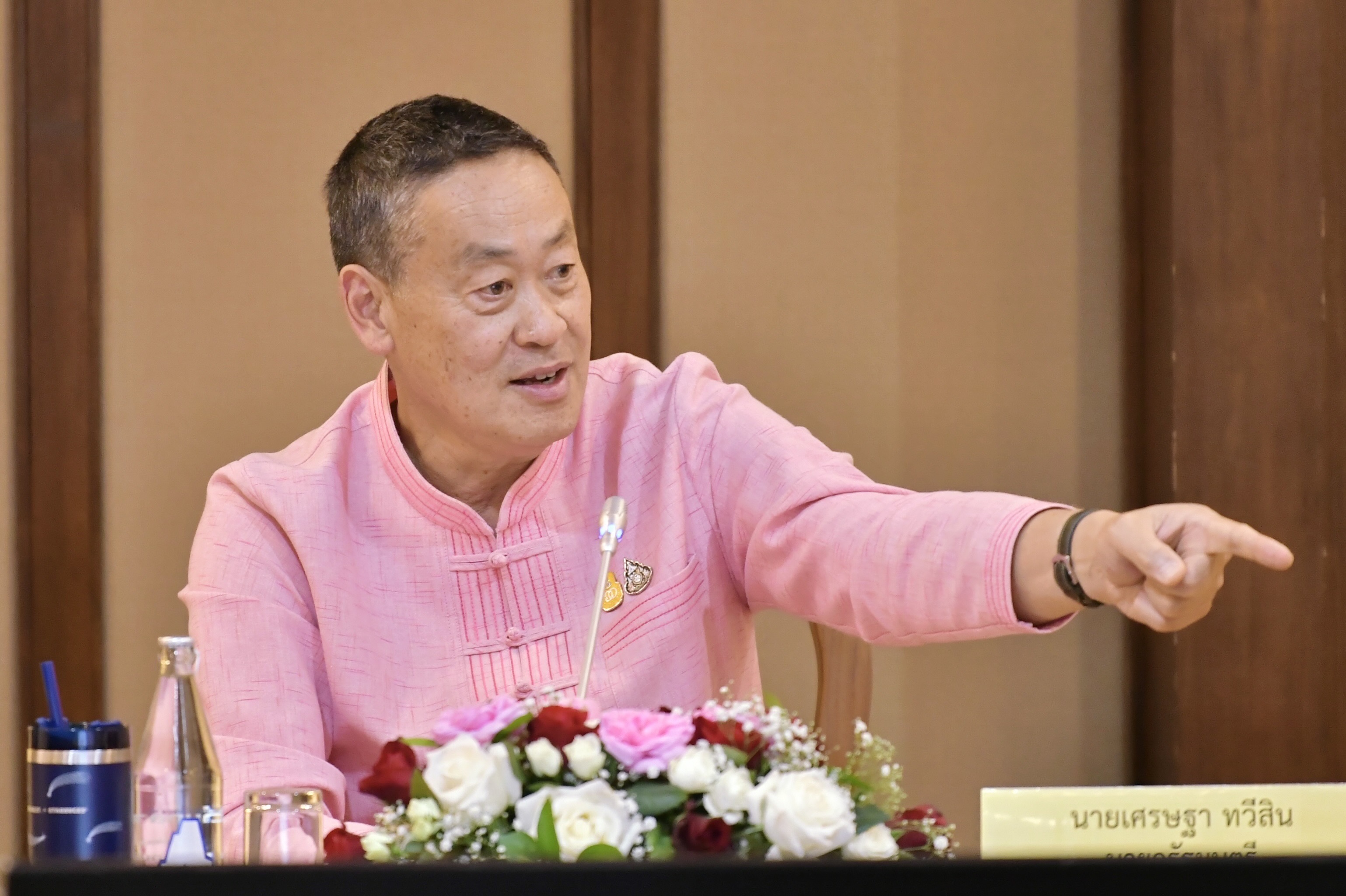 การประชุมติดตามความคืบหน้าแผนพัฒนาแหล่งท่องเที่ยวในพื้นที่จังหวัดเชียงใหม่ และพบปะประชาชน