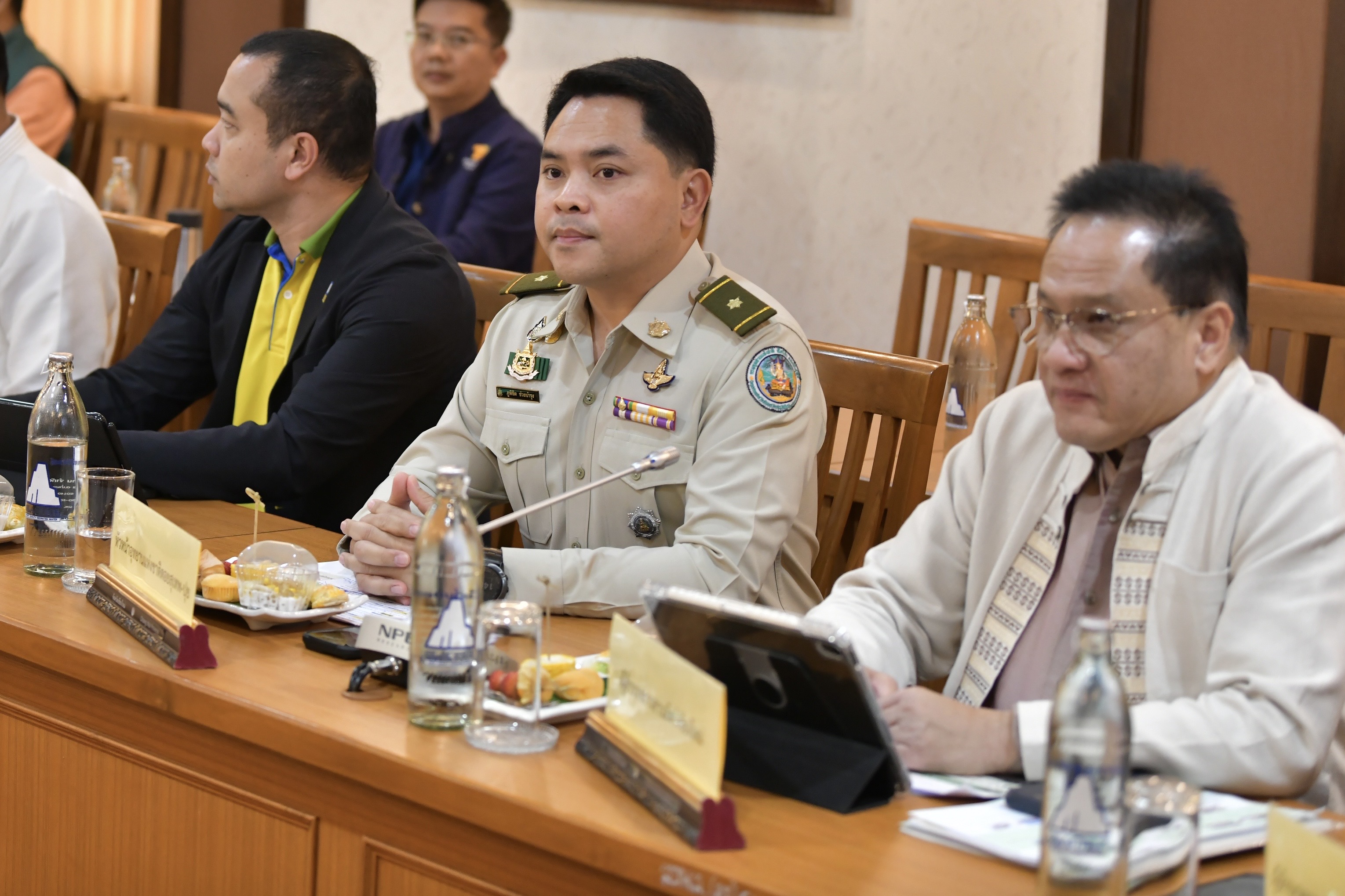การประชุมติดตามความคืบหน้าแผนพัฒนาแหล่งท่องเที่ยวในพื้นที่จังหวัดเชียงใหม่ และพบปะประชาชน