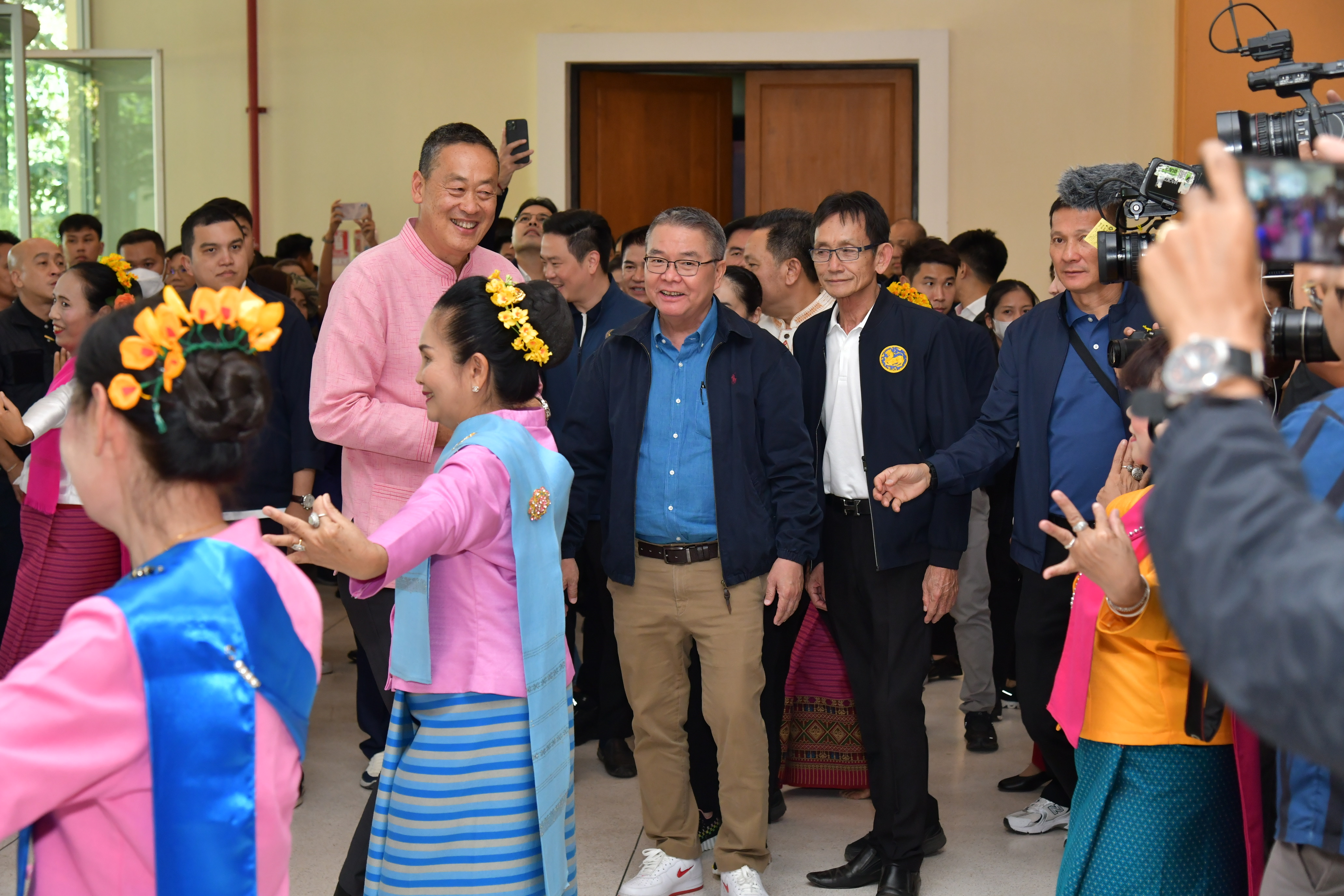 การประชุมติดตามความคืบหน้าแผนพัฒนาแหล่งท่องเที่ยวในพื้นที่จังหวัดเชียงใหม่ และพบปะประชาชน