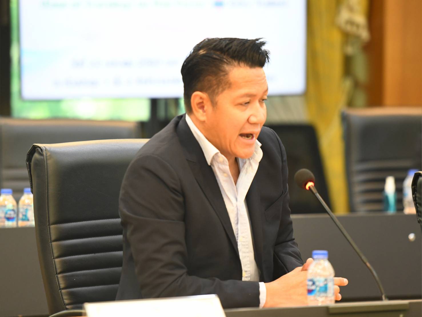 การประชุมหารือทิศทางการพัฒนาระบบอำนวยความสะดวกแก่ผู้เดินทาง