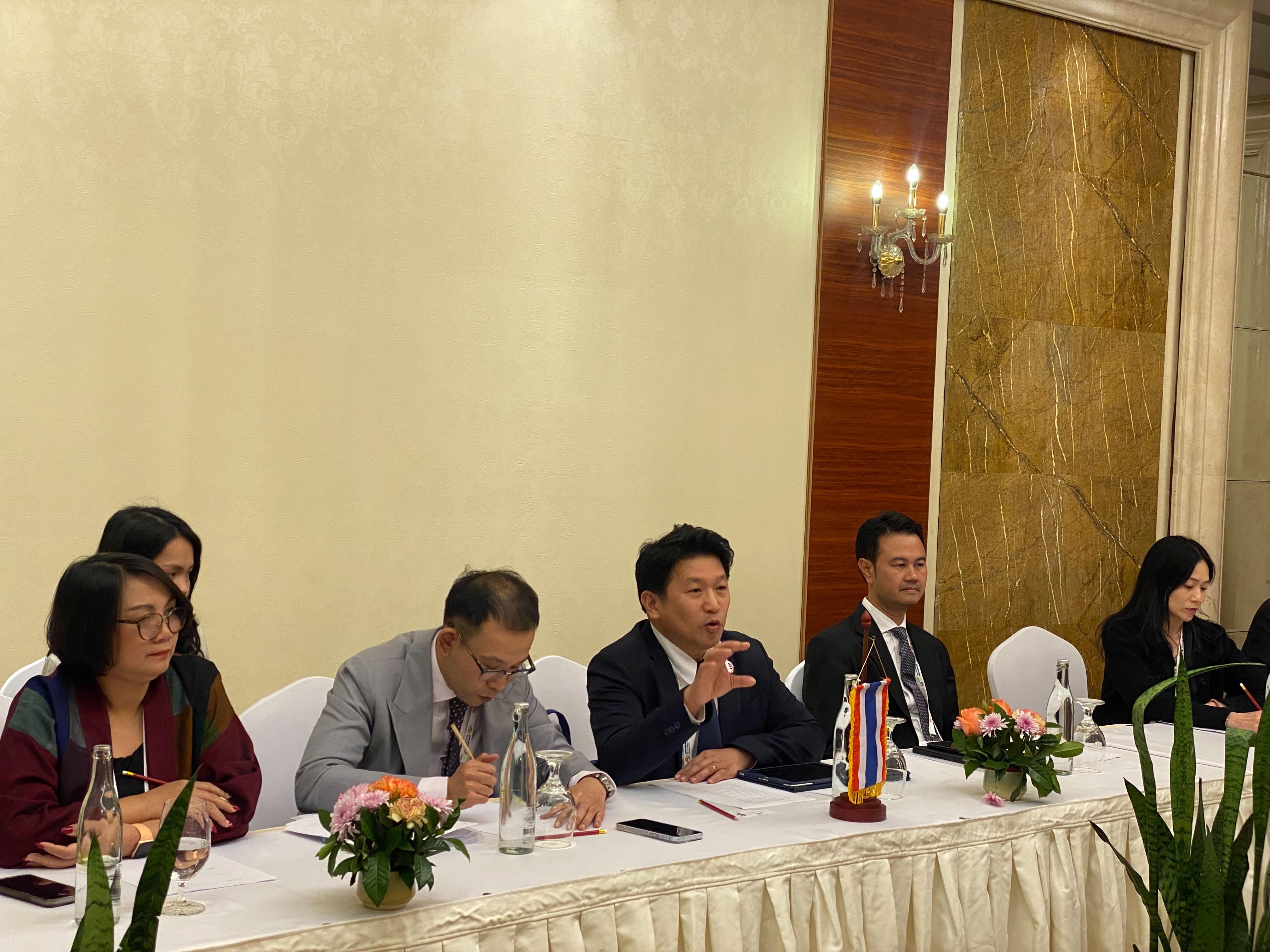 การหารือกับปลัดกระทรวงการท่องเที่ยว ศิลปะ และวัฒนธรรมสหพันธรัฐมาเลเซีย เพื่อหารือแนวทางการขับเคลื่อนความร่วมมือด้านการท่องเที่ยว ไทย-มาเลเซีย โดยเฉพาะการจัดตั้งคณะทำงานเฉพาะกิจด้านการท่องเที่ยว ไทย-มาเลเซีย 