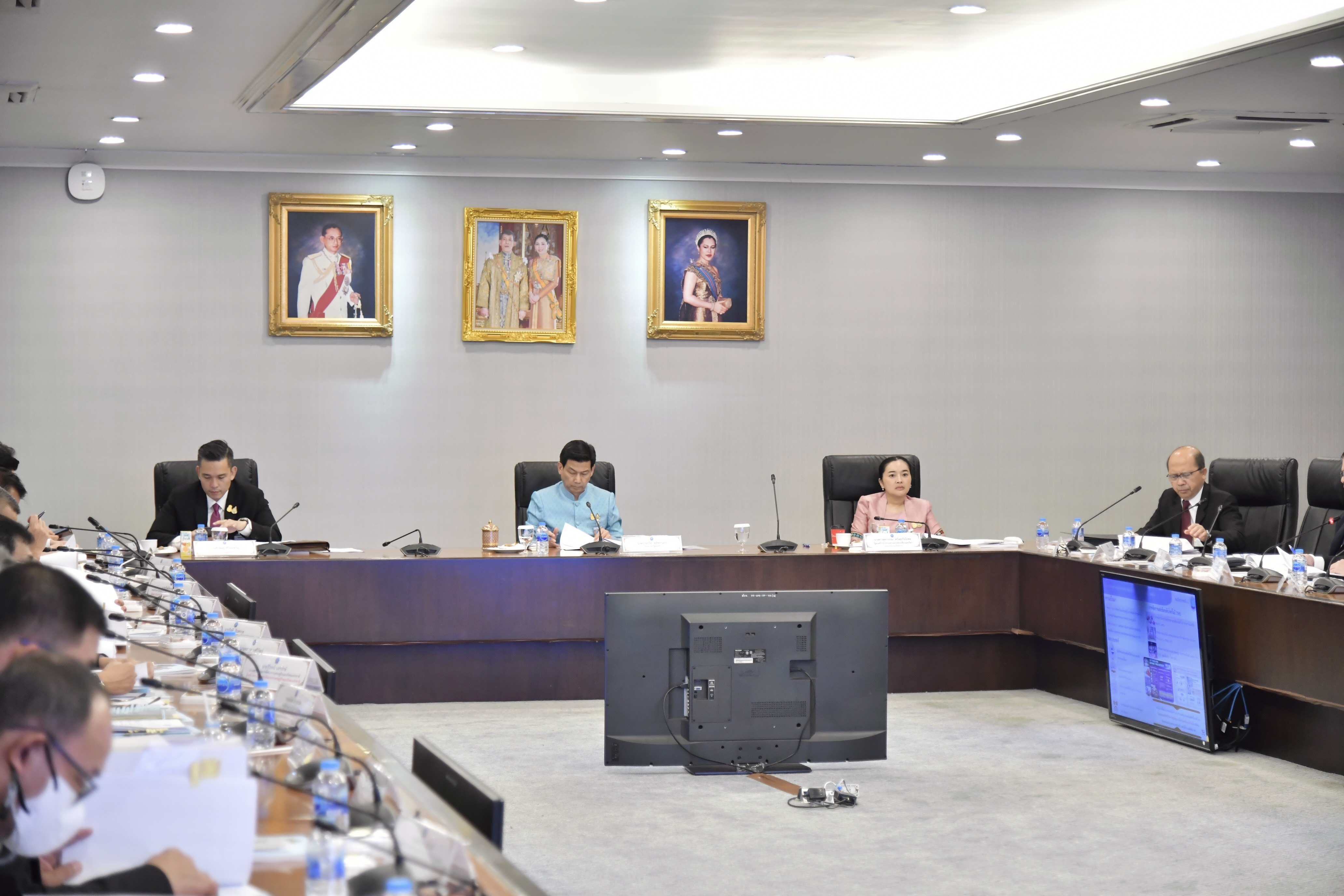 การประชุมคณะกรรมการจัดทำงบประมาณรายจ่ายบูรณาการ ประจำปีงบประมาณ พ.ศ. 2568 แผนงานบูรณาการสร้างรายได้จากการท่องเที่ยว ครั้งที่ 1/2567, การประชุมคณะกรรมการนโยบายการท่องเที่ยวแห่งชาติ ครั้งที่ 1/2567 และการประชุมคณะกรรมการนโยบายการกีฬาแห่งชาติ ครั้งที่ 1/2567