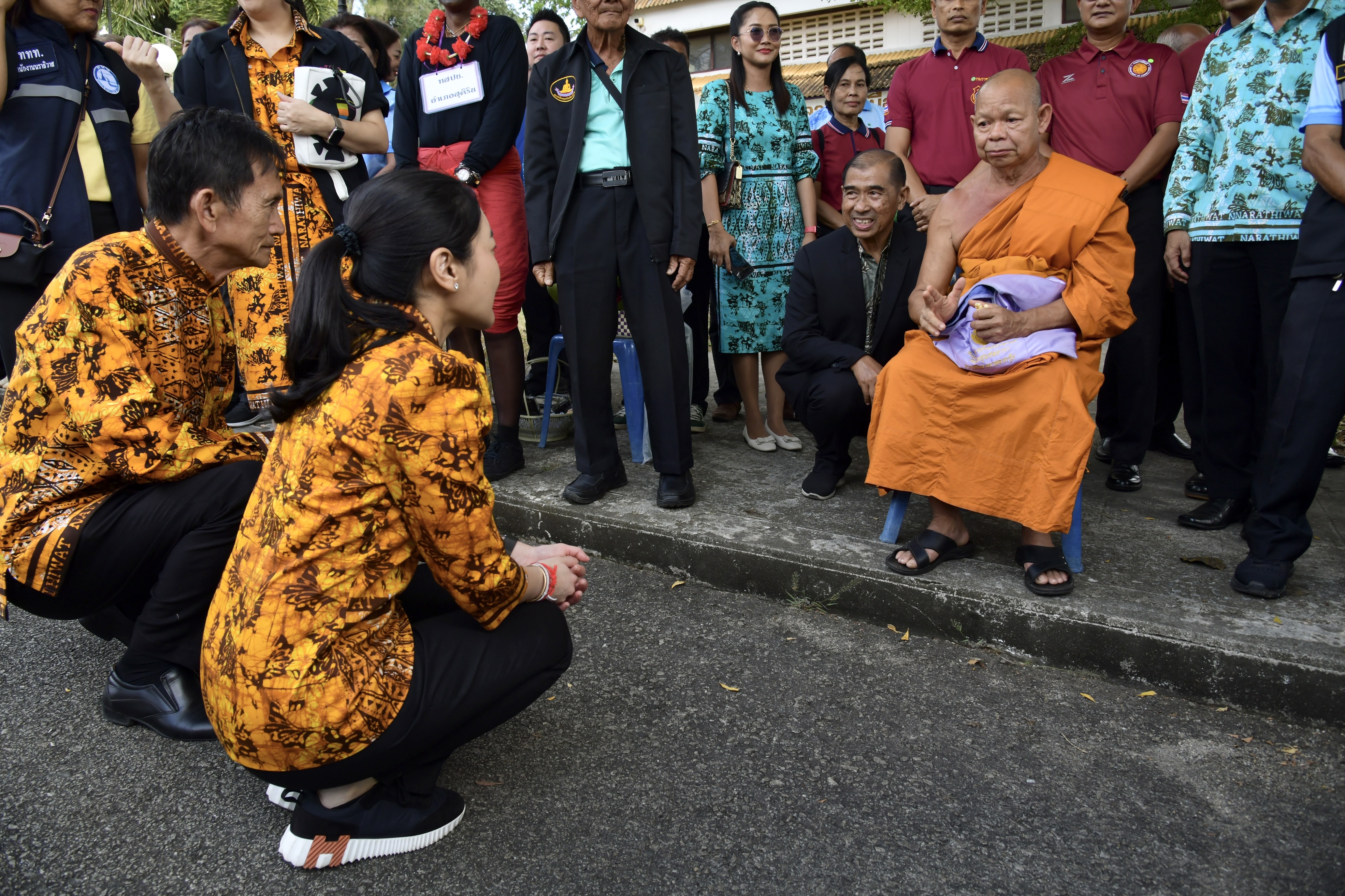 เดินทางถึง วัดเขากง ต.ลำภู อ.เมืองนราธิวาส