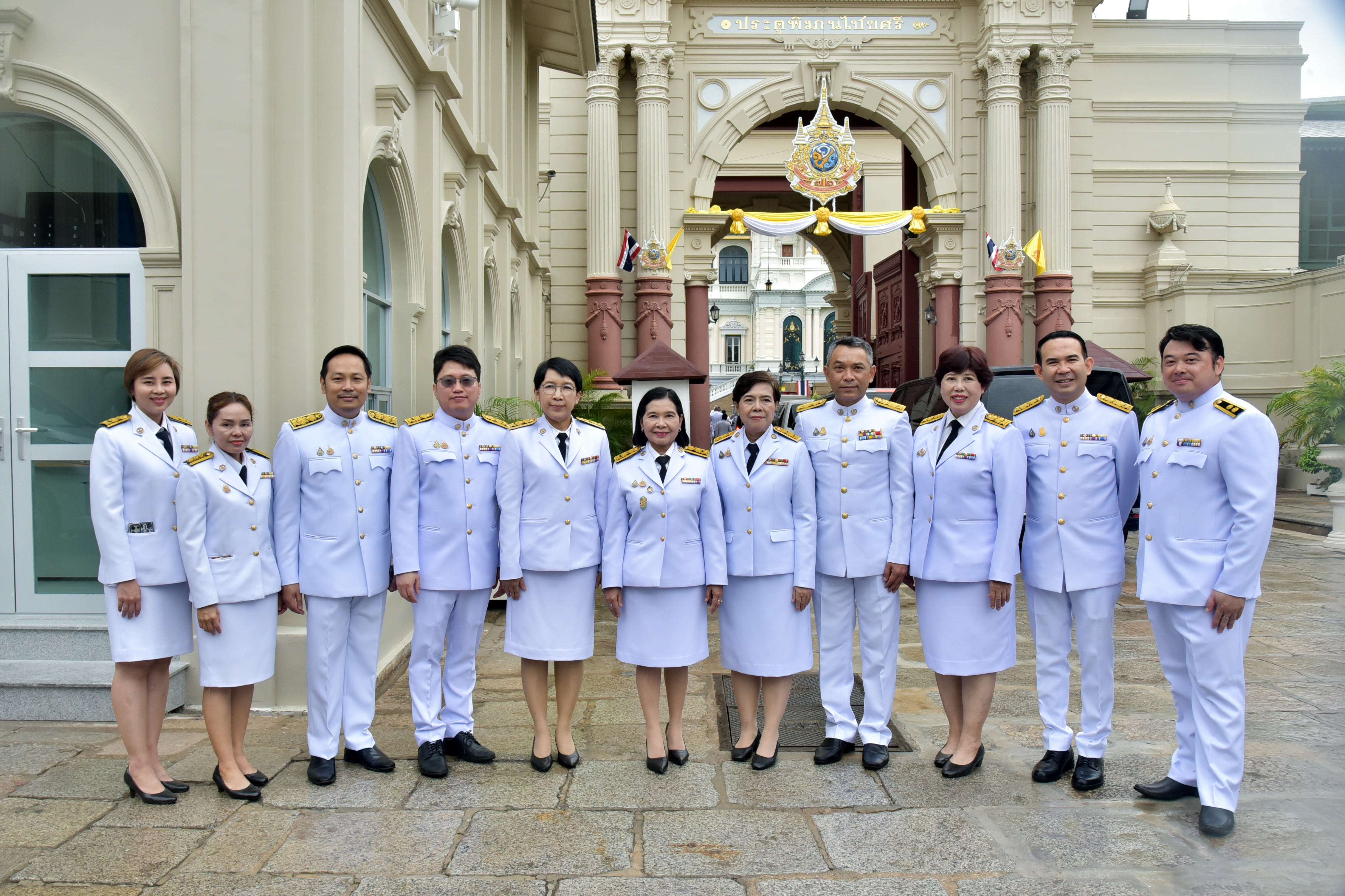 กระทรวงการท่องเที่ยวและกีฬา ร่วมลงนามถวายพระพรชัยมงคลเนื่องในโอกาสพระราชพิธีมหามงคลเฉลิมพระชนมพรรษาพระบาทสมเด็จพระเจ้าอยู่หัว 6 รอบ