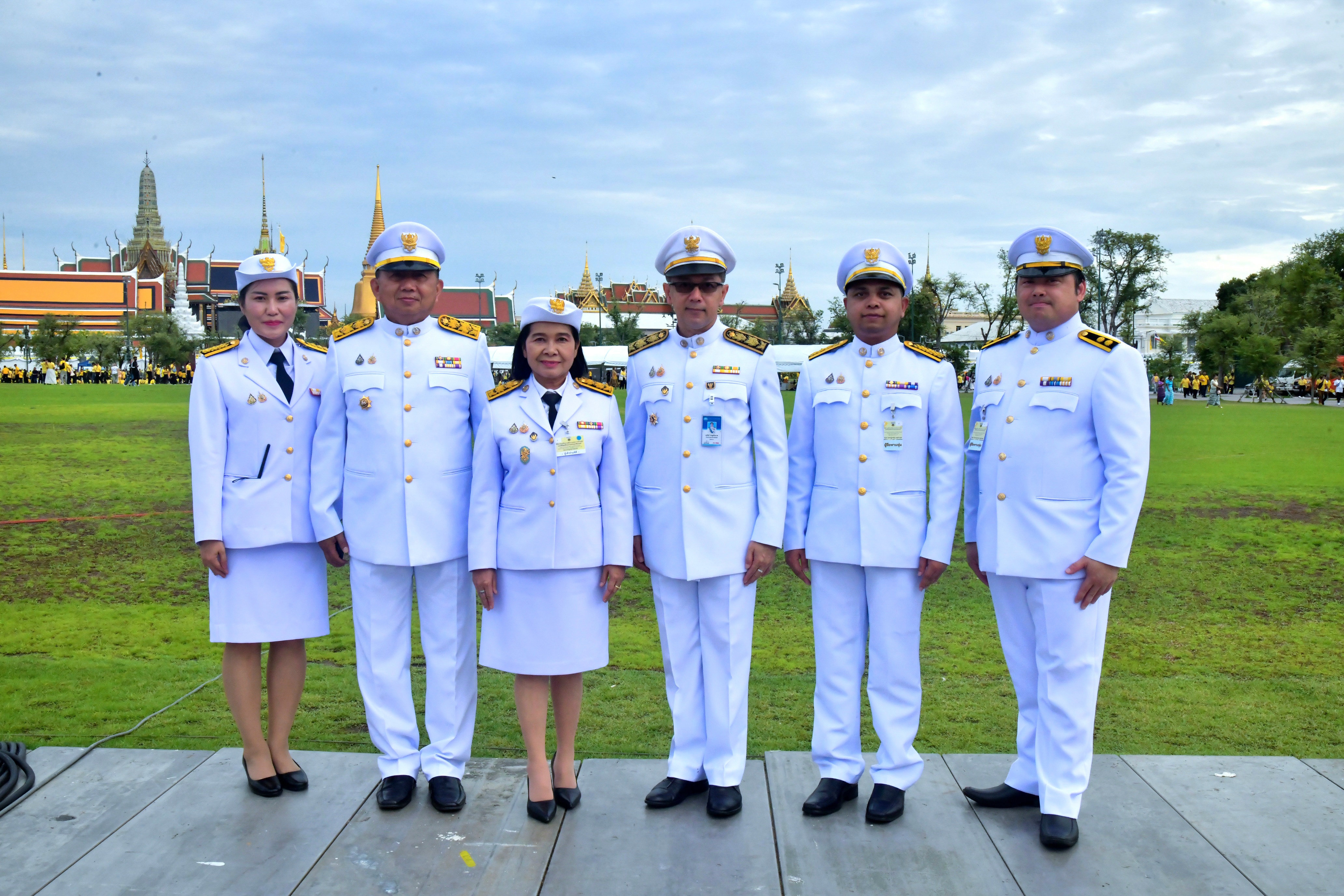 ผู้บริหารกระทรวงการท่องเที่ยวและกีฬา ร่วมพิธีถวายเครื่องราชสักการะและวางพานพุ่ม พระบาทสมเด็จพระวชิรเกล้าเจ้าอยู่หัว เนื่องในพระราชพิธีมหามงคลเฉลิมพระชนมพรรษา 6 รอบ 28 กรกฎาคม 2567