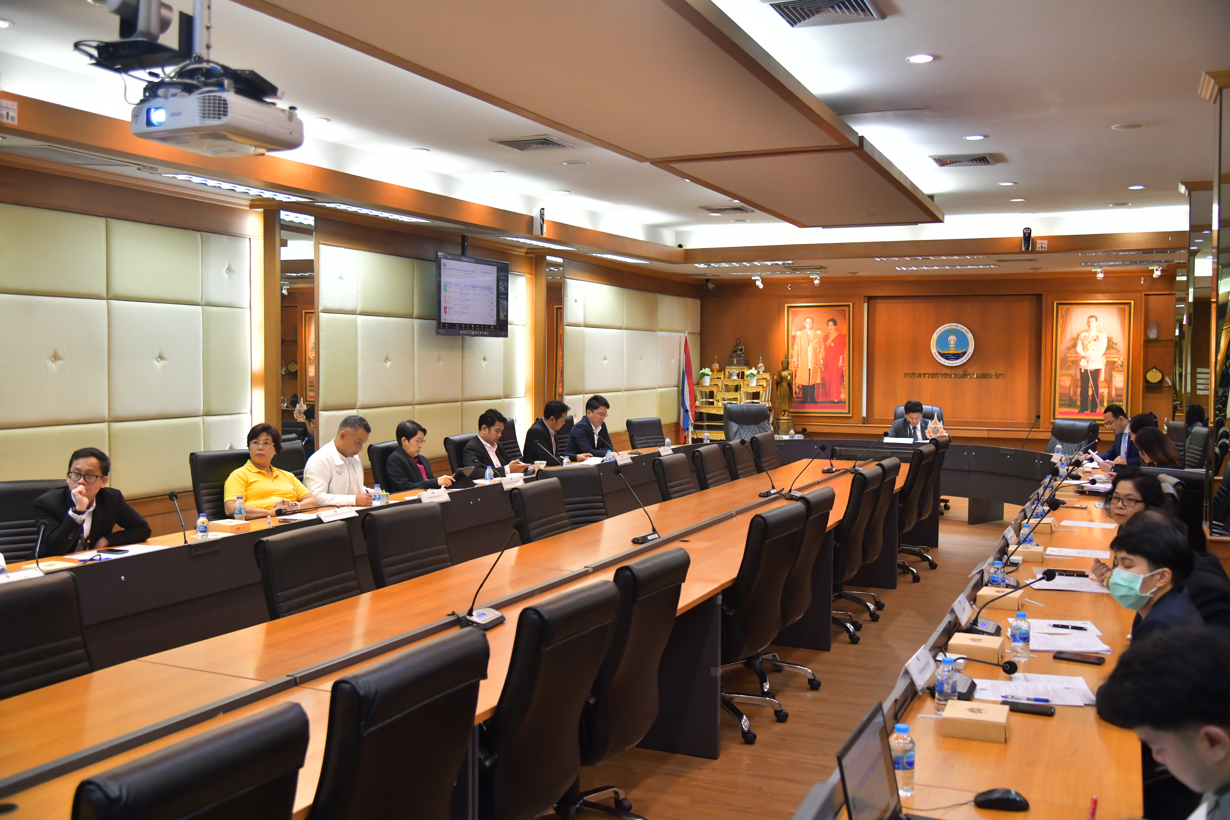 รองปลัดกระทรวงการท่องเที่ยวและกีฬา เป็นประธานการประชุมคณะกรรมการจัดสรรงบประมาณรายจ่ายประจำปี