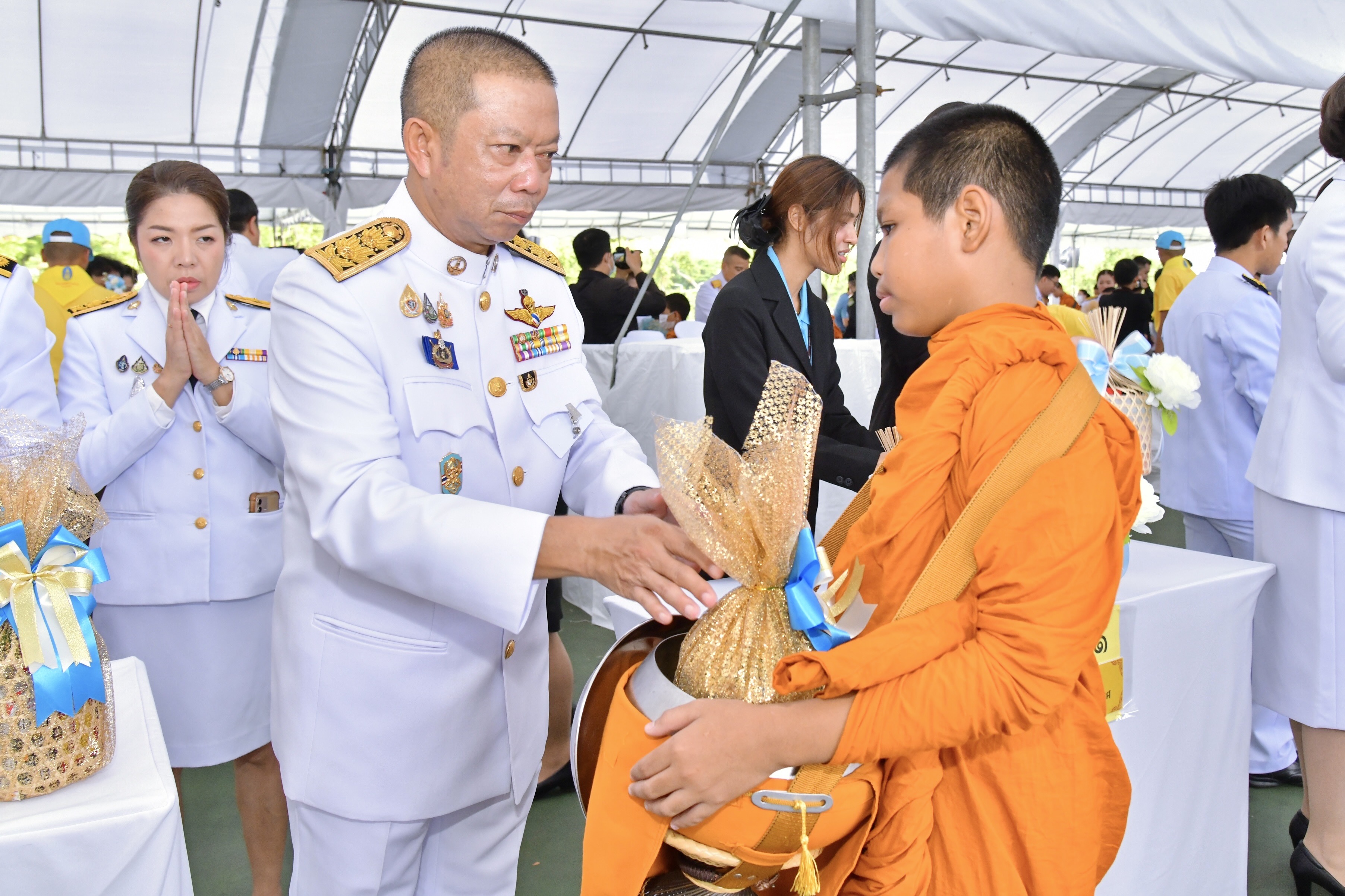 กระทรวงการท่องเที่ยวและกีฬา ร่วมน้อมรำลึกในพระมหากรุณาธิคุณ เนื่องในโอกาสมหามงคลเฉลิมพระชนมพรรษา 92 พรรษา สมเด็จพระนางเจ้าสิริกิติ์ พระบรมราชินีนาถ พระบรมราชชนนีพันปีหลวง