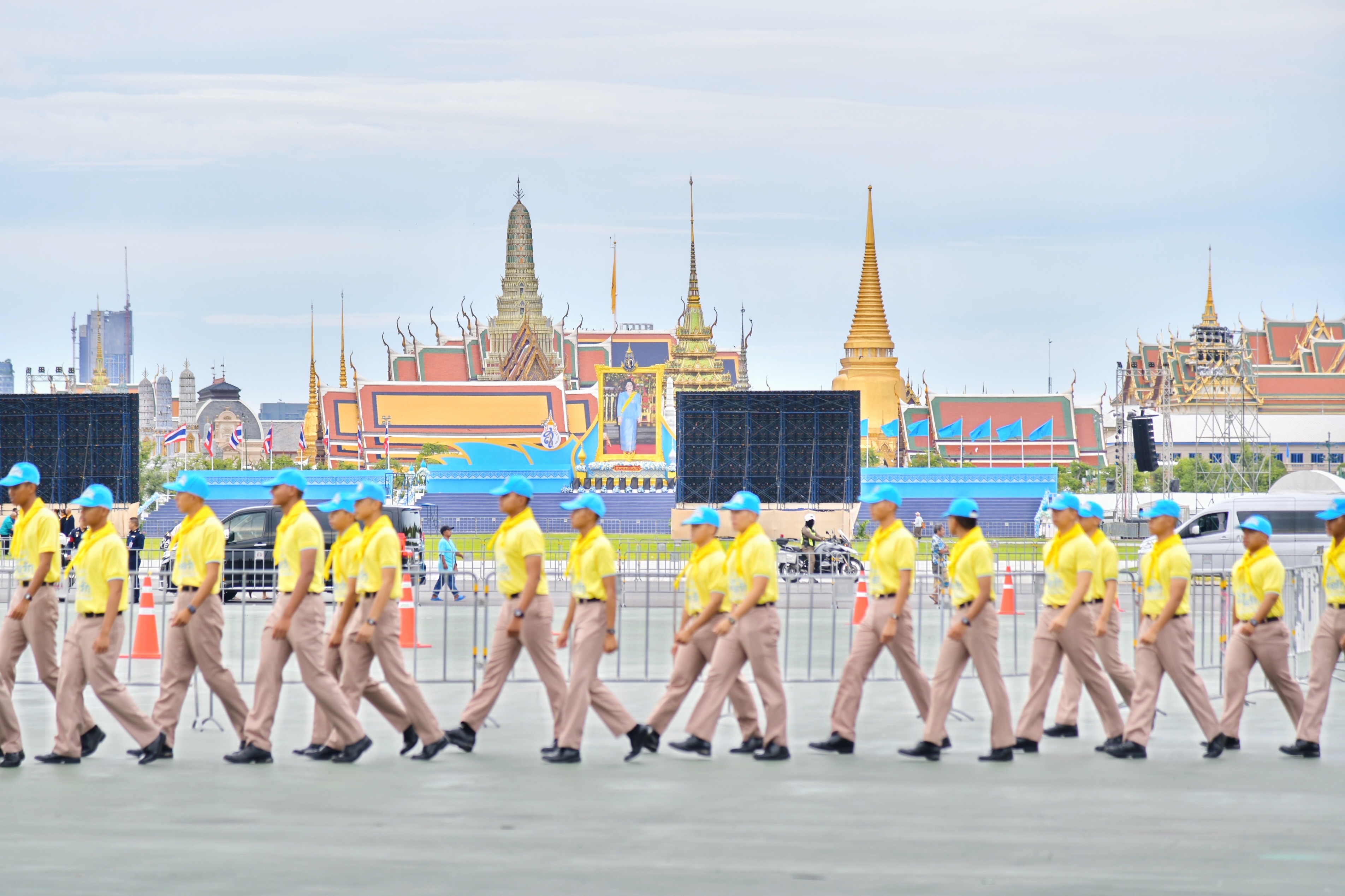 กระทรวงการท่องเที่ยวและกีฬา ร่วมน้อมรำลึกในพระมหากรุณาธิคุณ เนื่องในโอกาสมหามงคลเฉลิมพระชนมพรรษา 92 พรรษา สมเด็จพระนางเจ้าสิริกิติ์ พระบรมราชินีนาถ พระบรมราชชนนีพันปีหลวง
