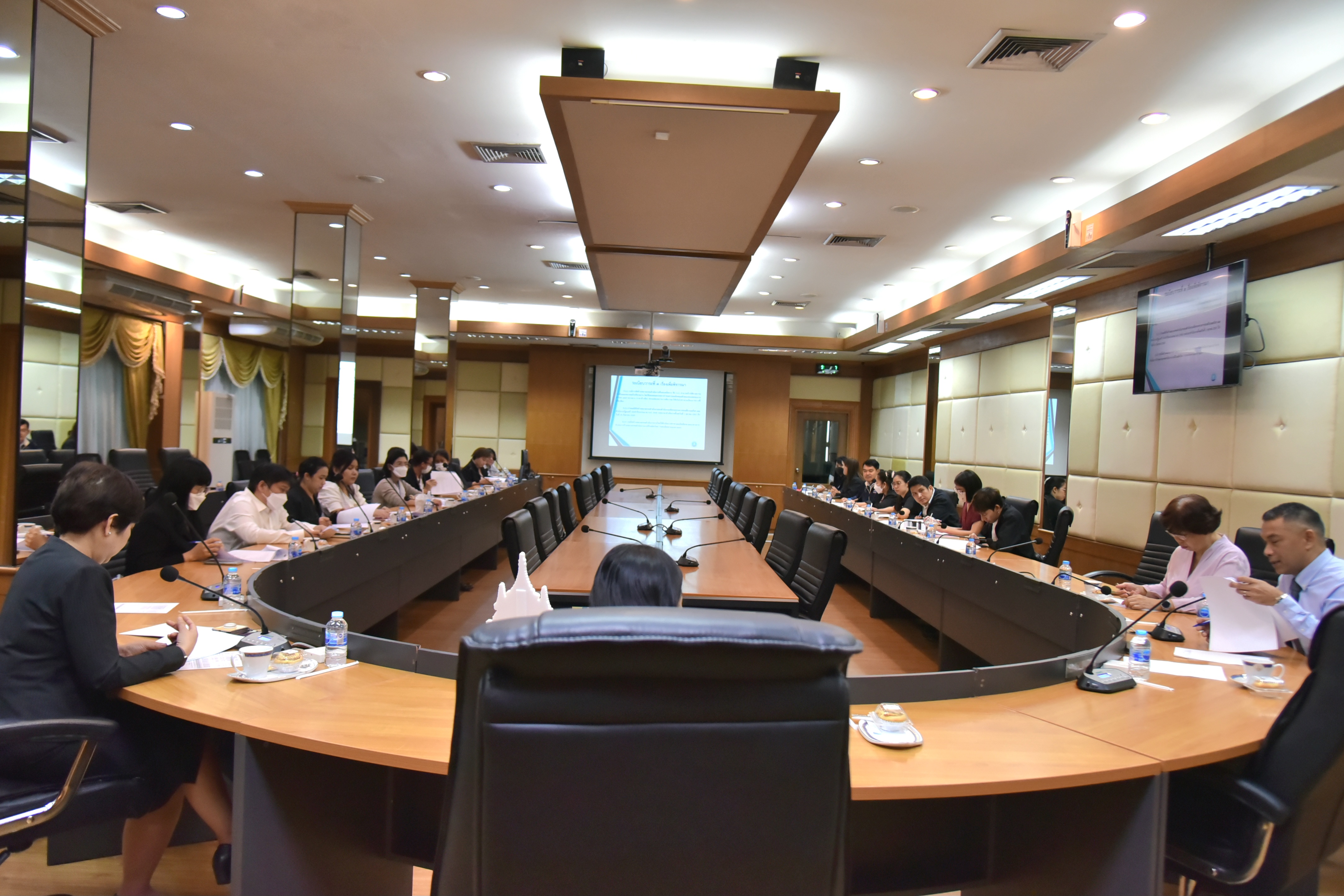 การประชุมพิจารณาการจ้างเหมาเอกชนดำเนินงานของสำนักงานปลัดกระทรวงการท่องเที่ยวและกีฬา และสำนักงานรัฐมนตรี ประจำปีงบประมาณ พ.ศ. 2568