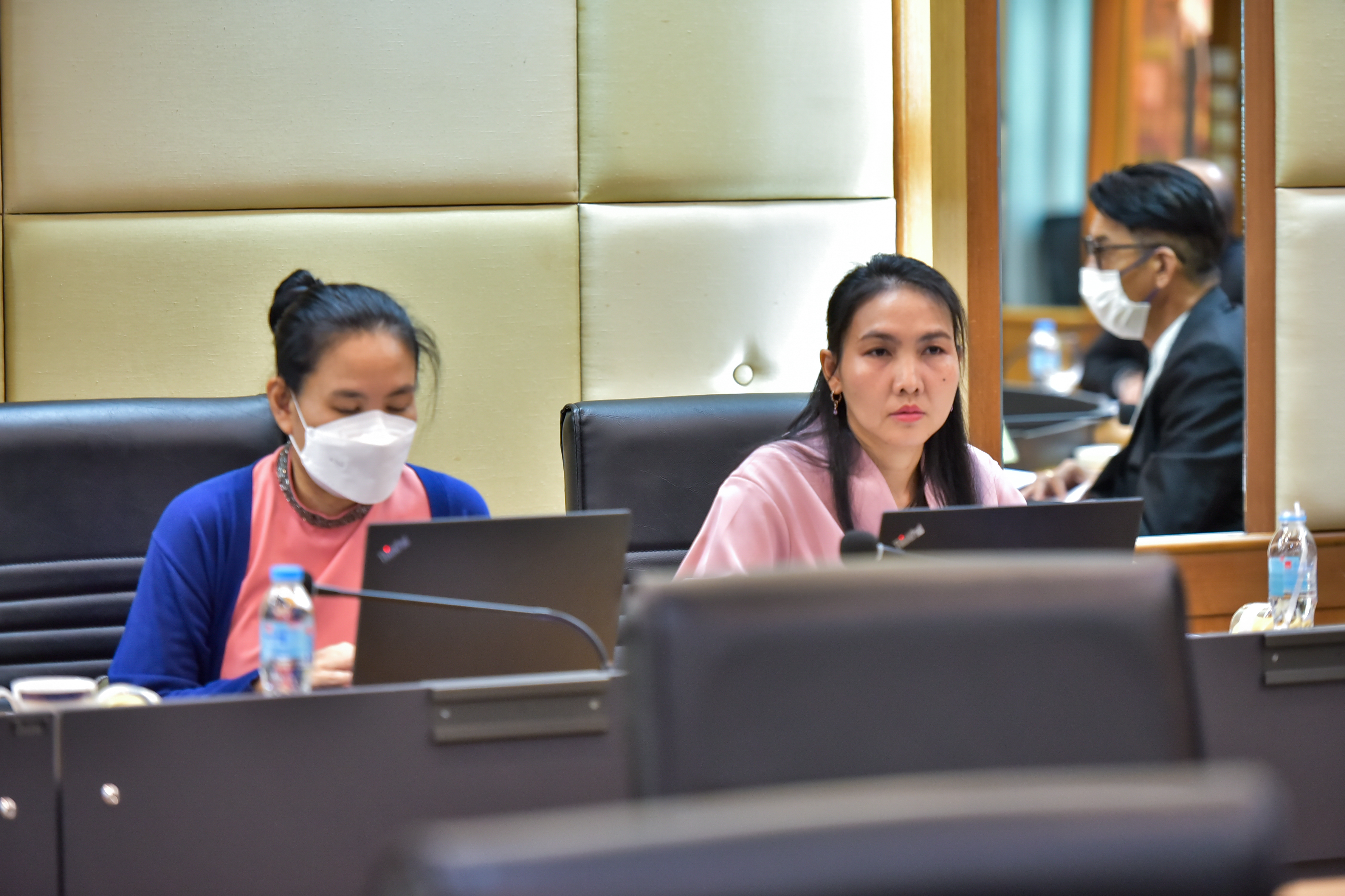 การประชุมคณะกรรมการพิจารณาการคืนเงินสำหรับมาตรการส่งเสริมการถ่ายทำภาพยนตร์ต่างประเทศในประเทศไทย ครั้งที่ 5/2567