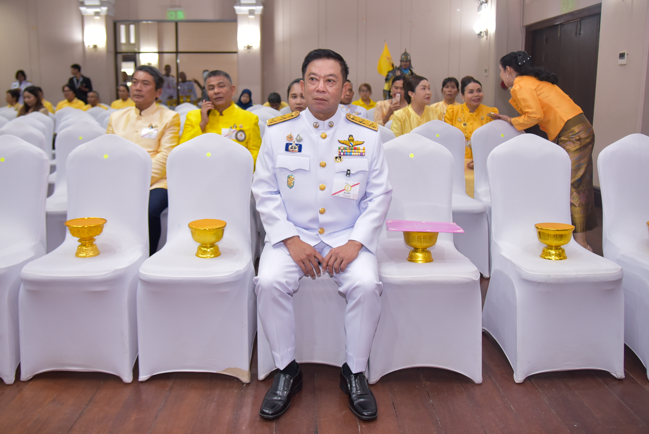 ผู้แทนกระทรวงการท่องเที่ยวและกีฬา รับโล่เกียรติคุณในงาน 