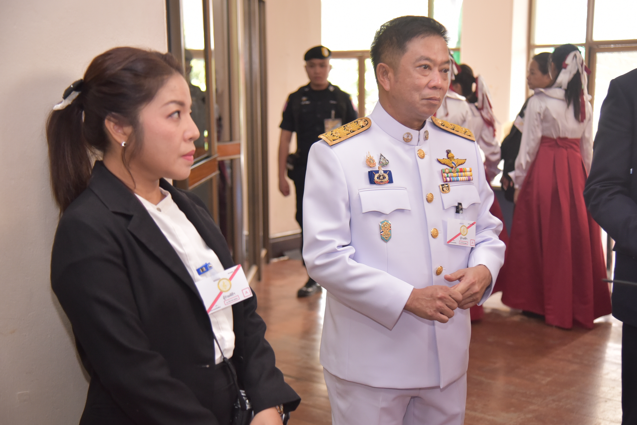 ผู้แทนกระทรวงการท่องเที่ยวและกีฬา รับโล่เกียรติคุณในงาน 