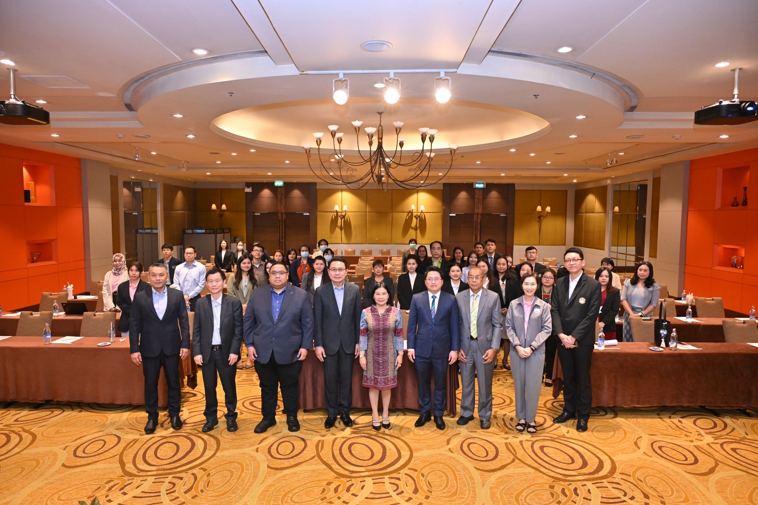 รองปลัดกระทรวงการท่องเที่ยวและกีฬา เปิดงานประชุมเชิงวิชาการด้านเศรษฐกิจการท่องเที่ยว
