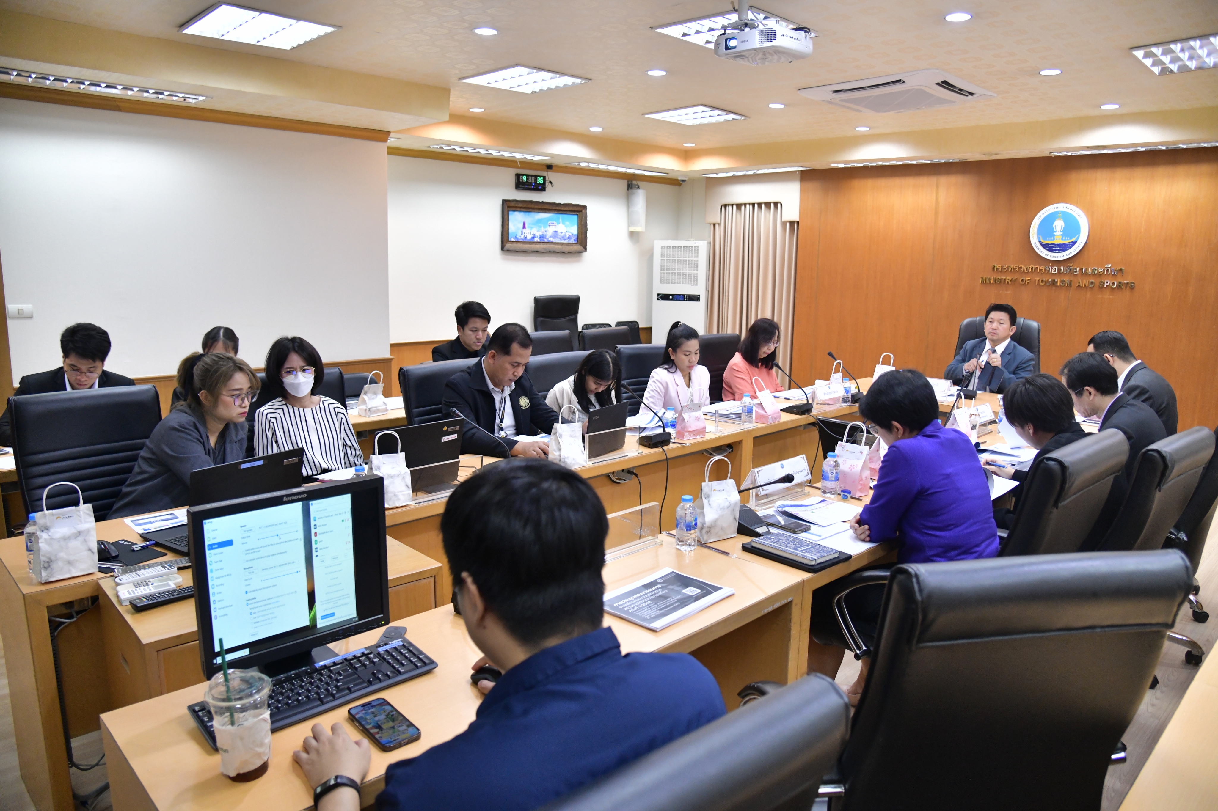 รองปลัดกระทรวงการท่องเที่ยวและกีฬาเป็นประธานประชุมคณะกรรมการขับเคลื่อนแผนงานบูรณาการสร้างรายได้จากการท่องเที่ยว