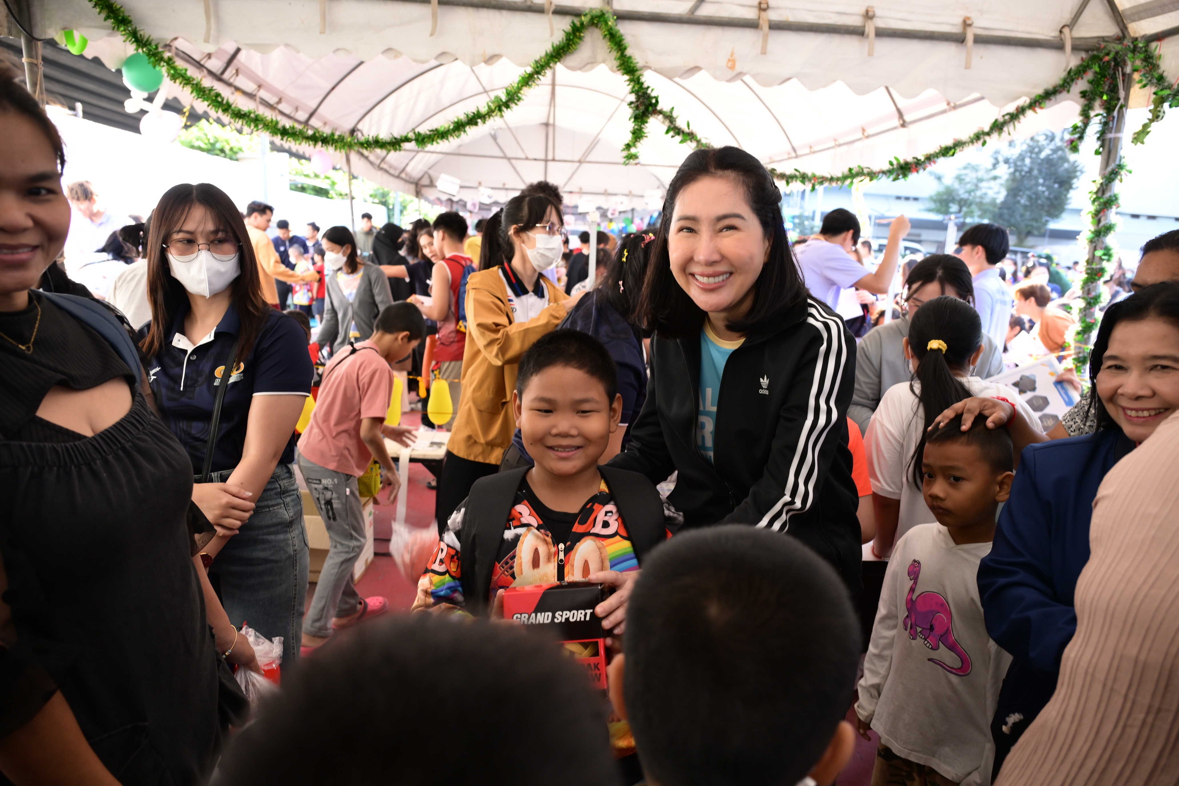 ปลัดกระทรวงการท่องเที่ยวและกีฬา เปิดงานวันเด็กแห่งชาติ ประจำปี 2568 