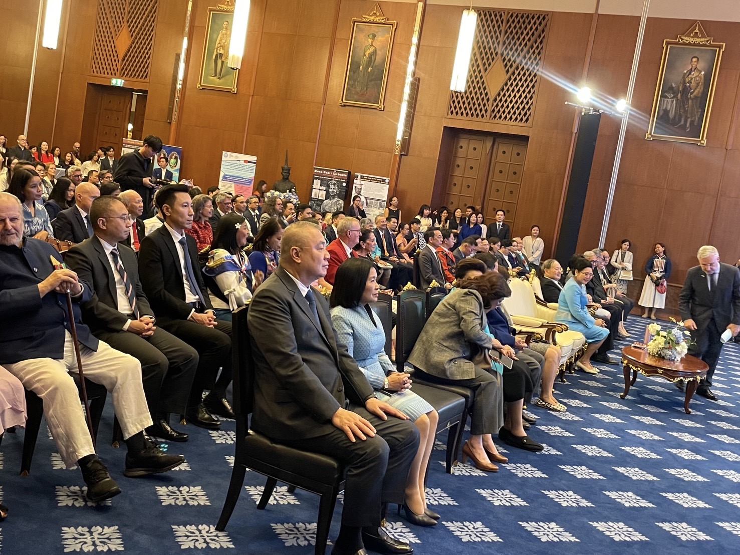 รองปลัดกระทรวงฯ ร่วมพิธีเปิดตัวตราสัญลักษณ์เฉลิมฉลองการสถาปนาความสัมพันธ์ทางการทูตไทย-ฝรั่งเศส