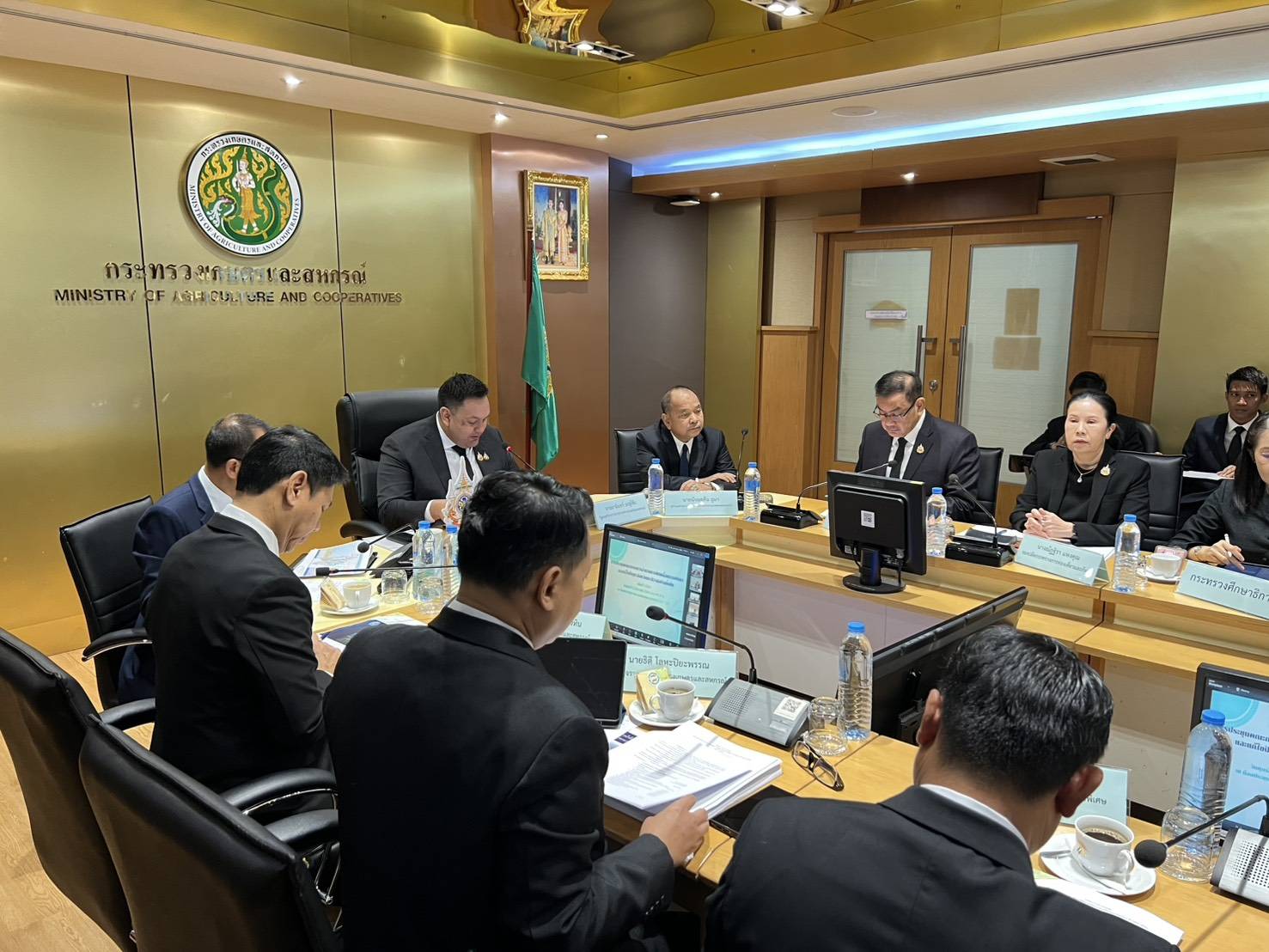 รองปลัดกระทรวงการท่องเที่ยวและกีฬา ร่วมประชุมขับเคลื่อนการพัฒนานราธิวาส มุ่งกระตุ้นท่องเที่ยวชายแดนใต้