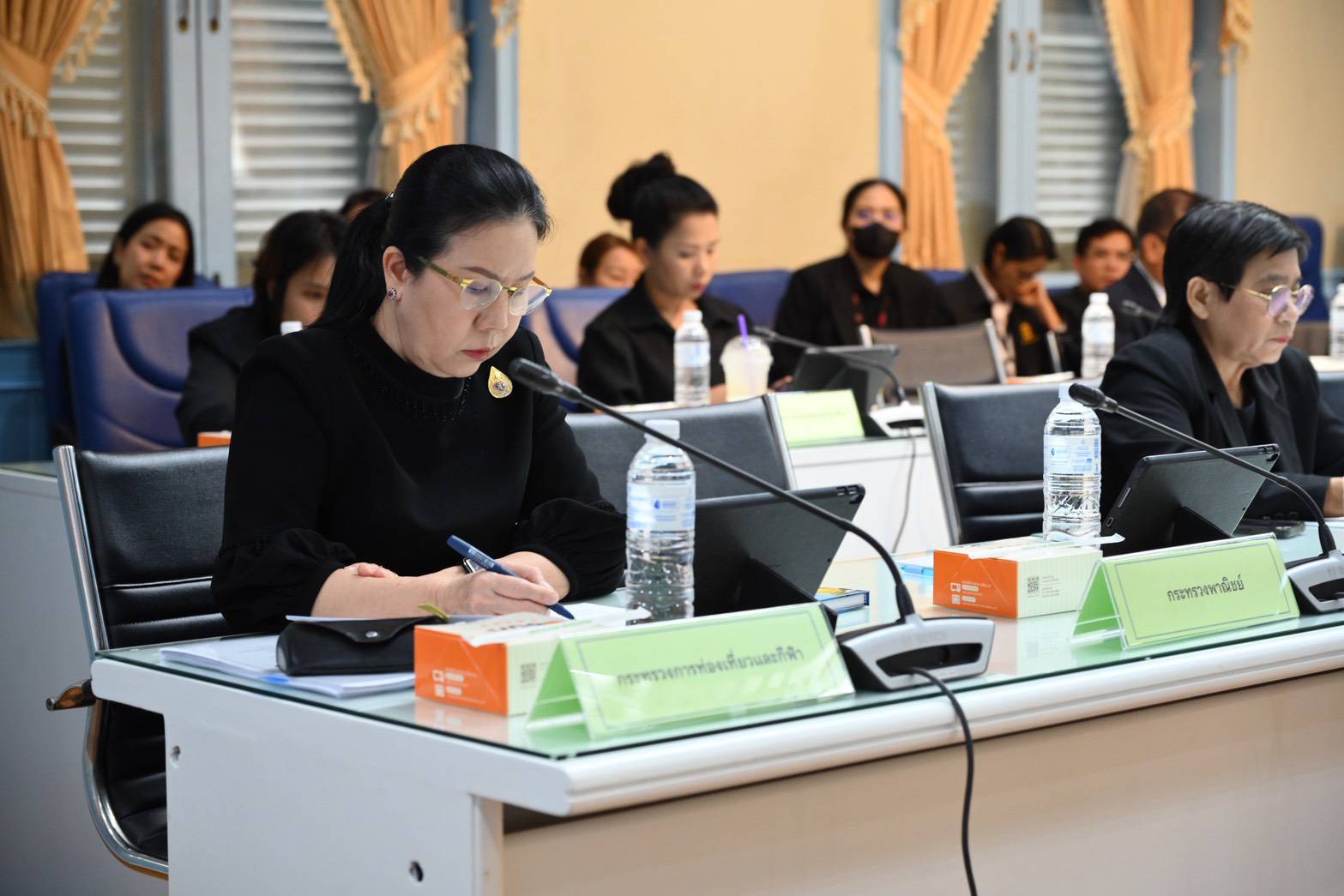 รองปลัดท่องเที่ยวฯ เข้าร่วมประชุม พพช. บูรณาการการท่องเที่ยวเสริมเศรษฐกิจฐานราก