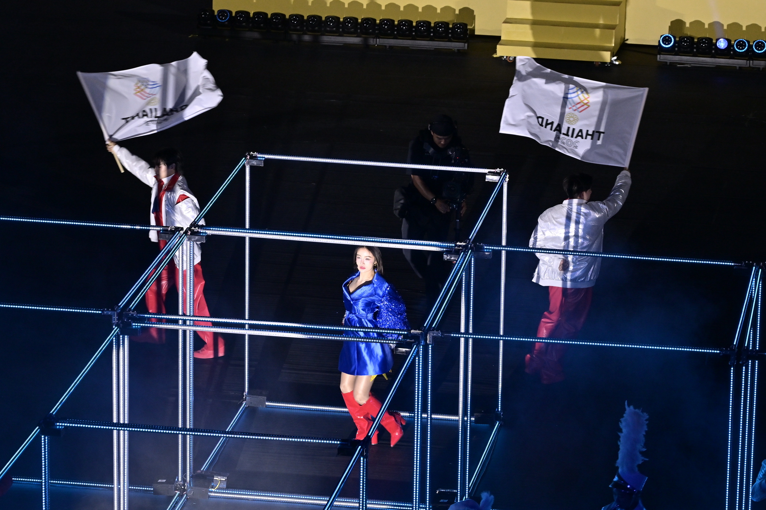 ไทยประกาศชัยชนะอย่างยิ่งใหญ่ ครองเจ้าเหรียญทองซีเกมส์ ครั้งที่ 33 พร้อมส่งมอบธงเจ้าภาพให้แก่มาเลเซีย