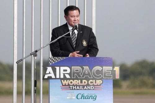 Deputy Prime Minister presided over the closing ceremony to grant the awards to the athletes winning the Air Race 1 World Cup Thailand 2017