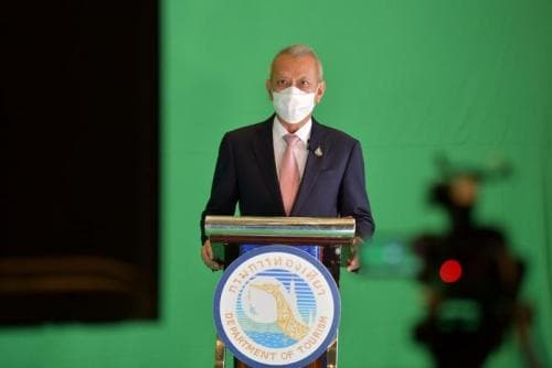 Minister Phiphat presided over the opening remarks and gave special lectures in a seminar to upgrade tourist attractions