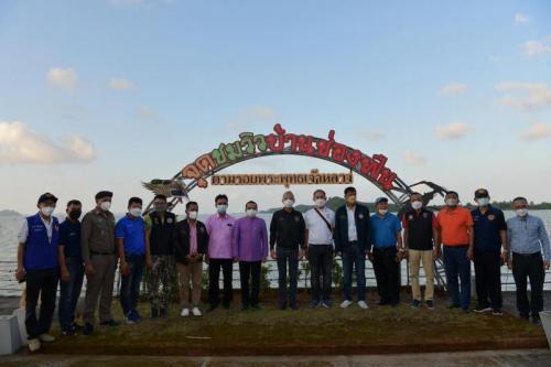 Minister of Tourism and Sports Explores Area for Bridge Construction at Ko Nang Kum, Phatthalung Province